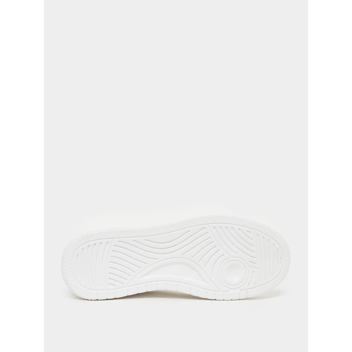 Styli Textured Platform Sole Lace Up Sneakers-men-shoes-sneakers-image-6