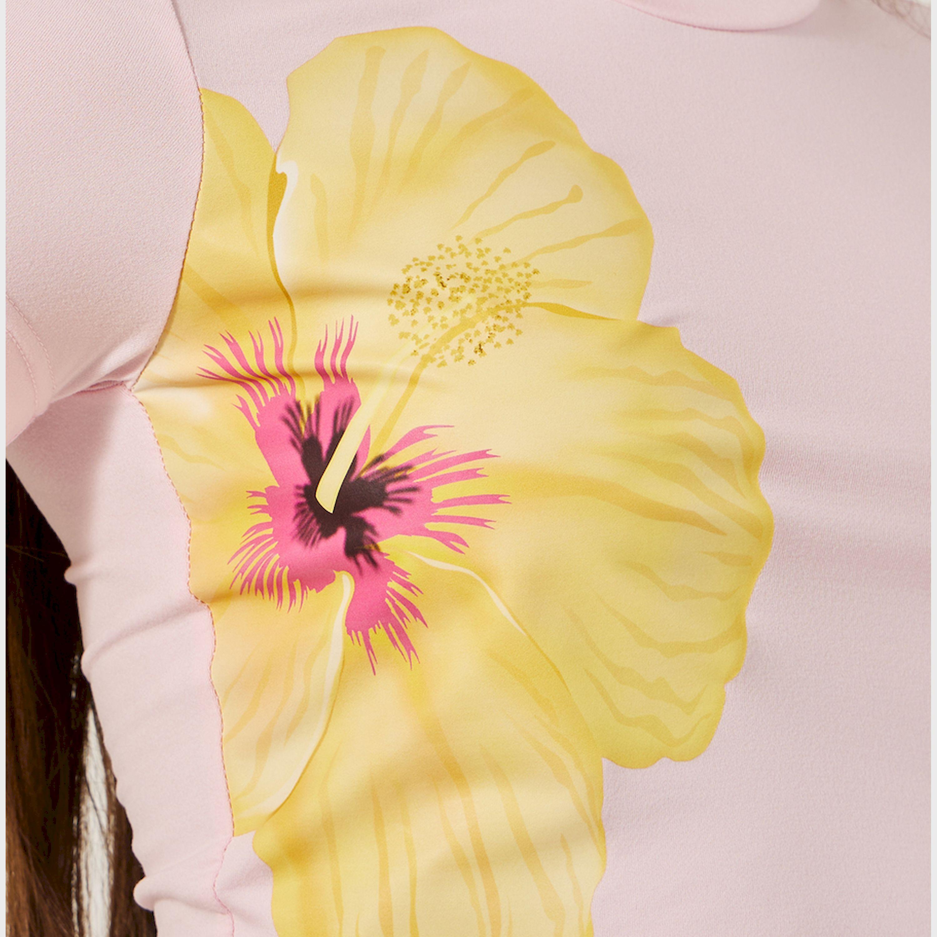 Styli Hibiscus Floral Graphic Print Fitted Crop T-Shirt-women-clothing-tshirts-image-3