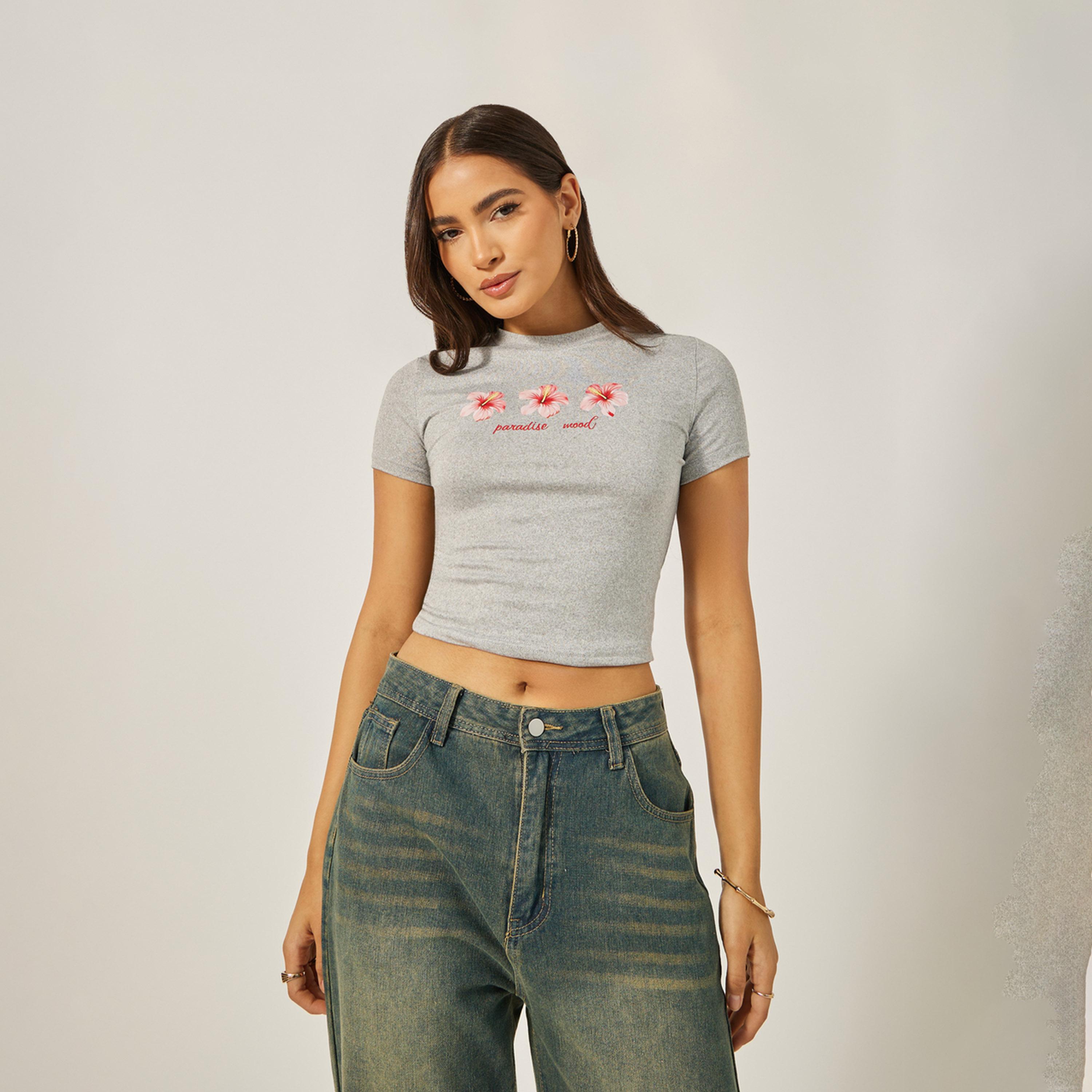 Styli Mini Floral Graphic Print Fitted Crop T-Shirt-women-clothing-tshirts-image-3
