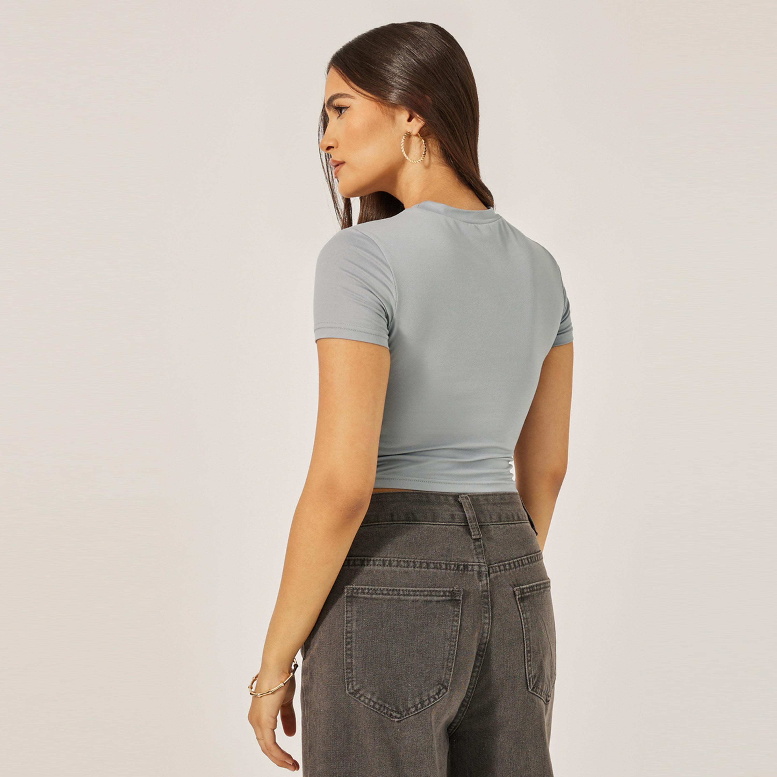 Styli Graphic Print Fitted Round Neck Crop T-Shirt-women-clothing-tshirts-image-4