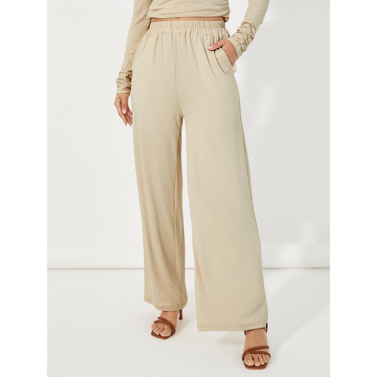 طقم منسق من بنطال بأرجل واسعة وبلوزة بأكتاف مكشوفة-women-clothing-coordsets-image-5