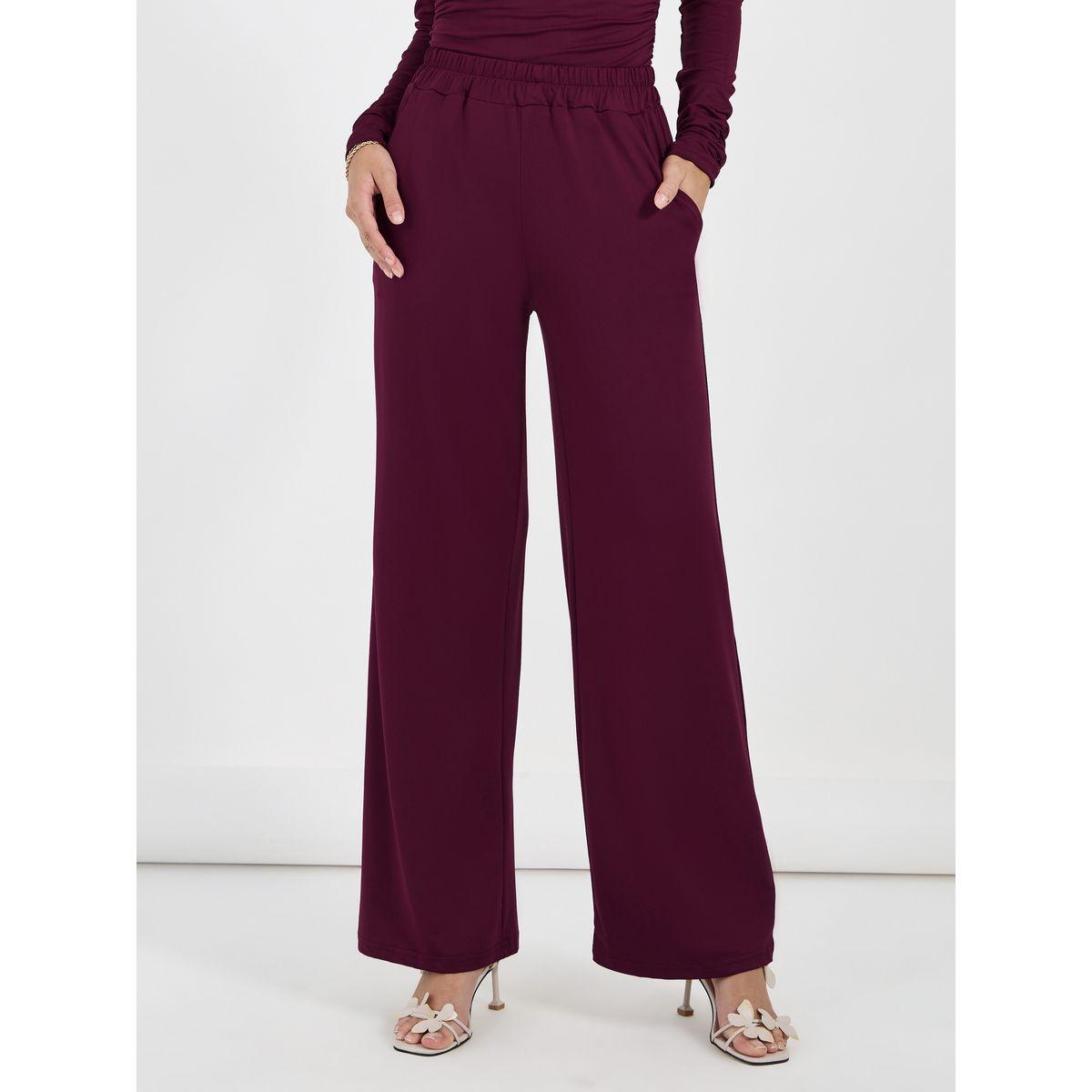 طقم منسق من بنطال بأرجل واسعة وبلوزة بأكتاف مكشوفة-women-clothing-coordsets-image-5