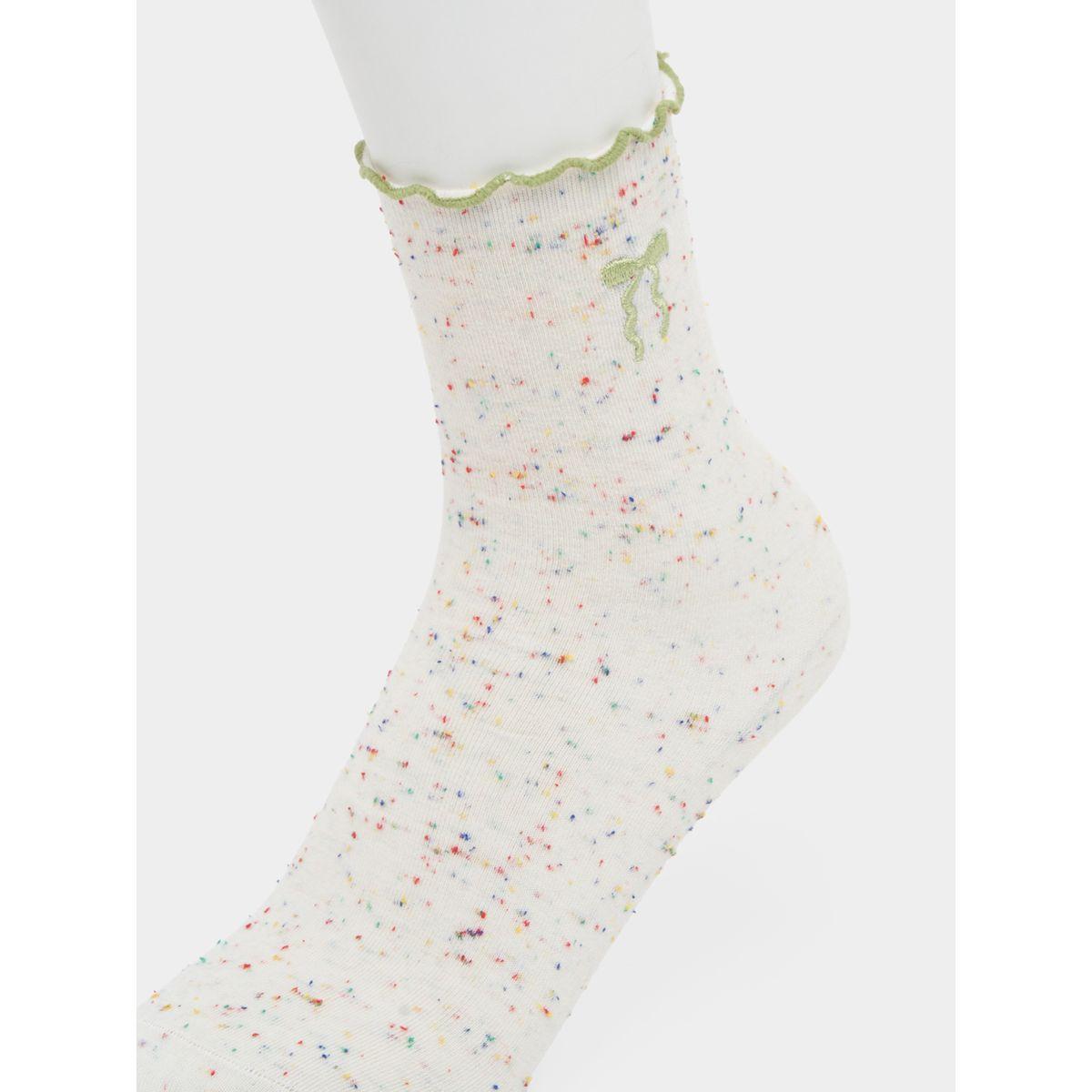مجموعة من 3 جوارب بتفاصيل ريبون-women-socksandstockings-image-3