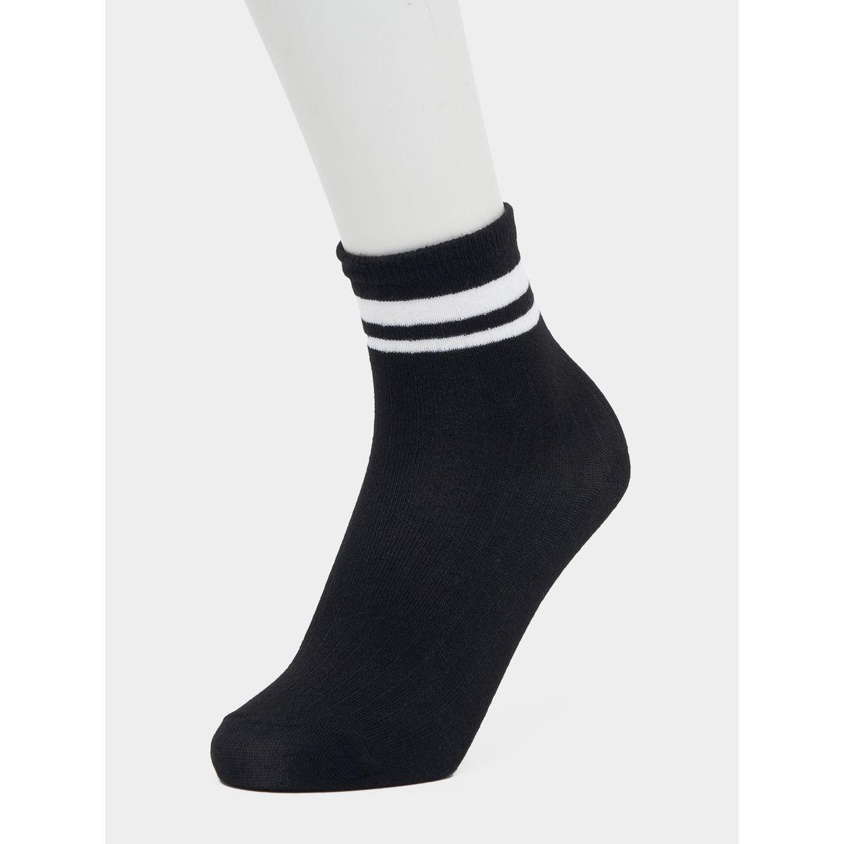 مجموعة من 5 جوارب بتفاصيل مخططة-women-socksandstockings-image-4