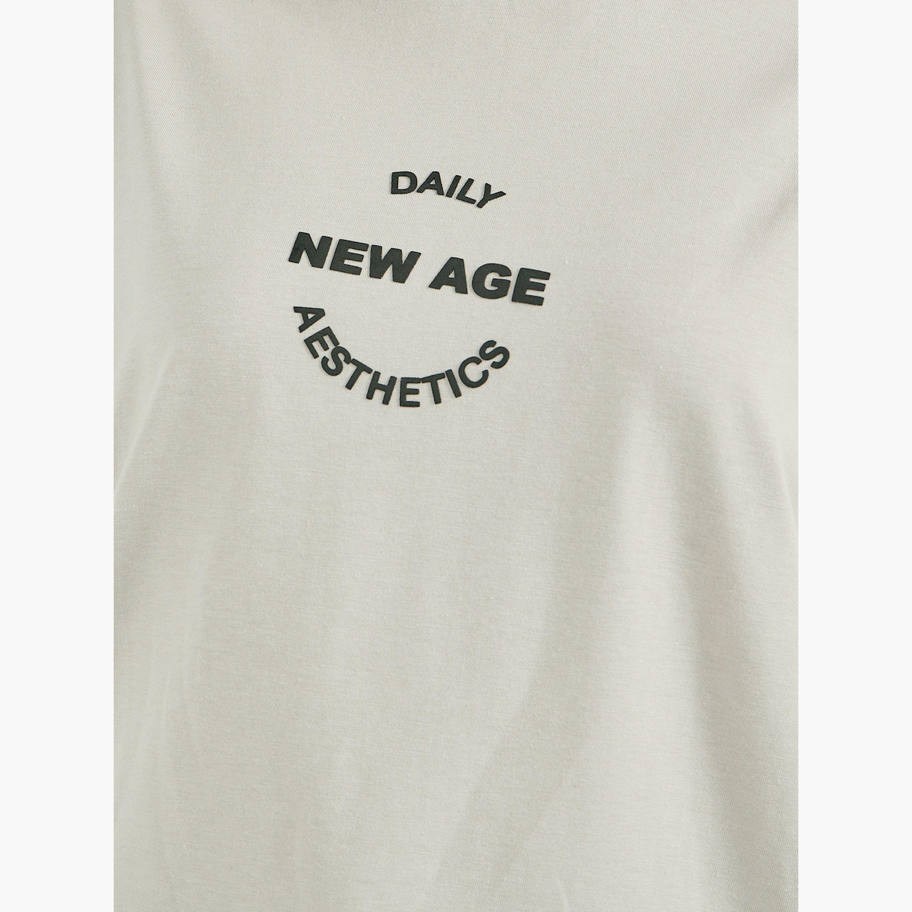 Styli Slogan Printed High Neck Oversized T-Shirt-women-clothing-tshirts-image-4