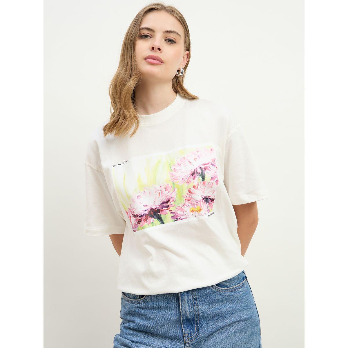 Styli Floral Graphic Print Short Sleeve Jersey Oversized T-Shirt-women-clothing-tshirts-image-2