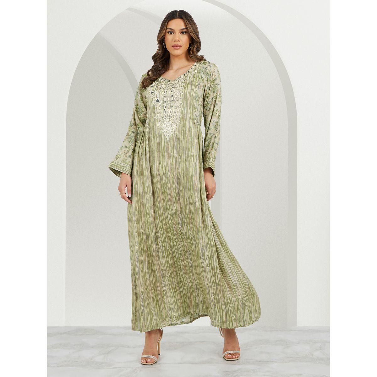 جلابية مطرزة على شكل حرف A مع تفاصيل مجمعة على الجانب-women-arabicclothing-jalabiyas-image-1