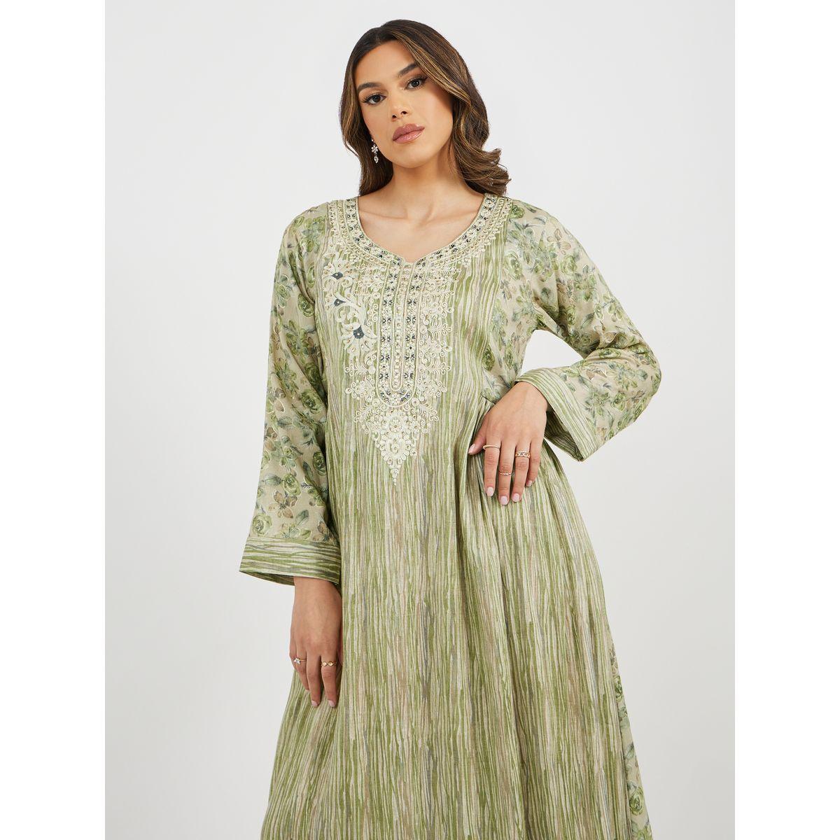 جلابية مطرزة على شكل حرف A مع تفاصيل مجمعة على الجانب-women-arabicclothing-jalabiyas-image-2
