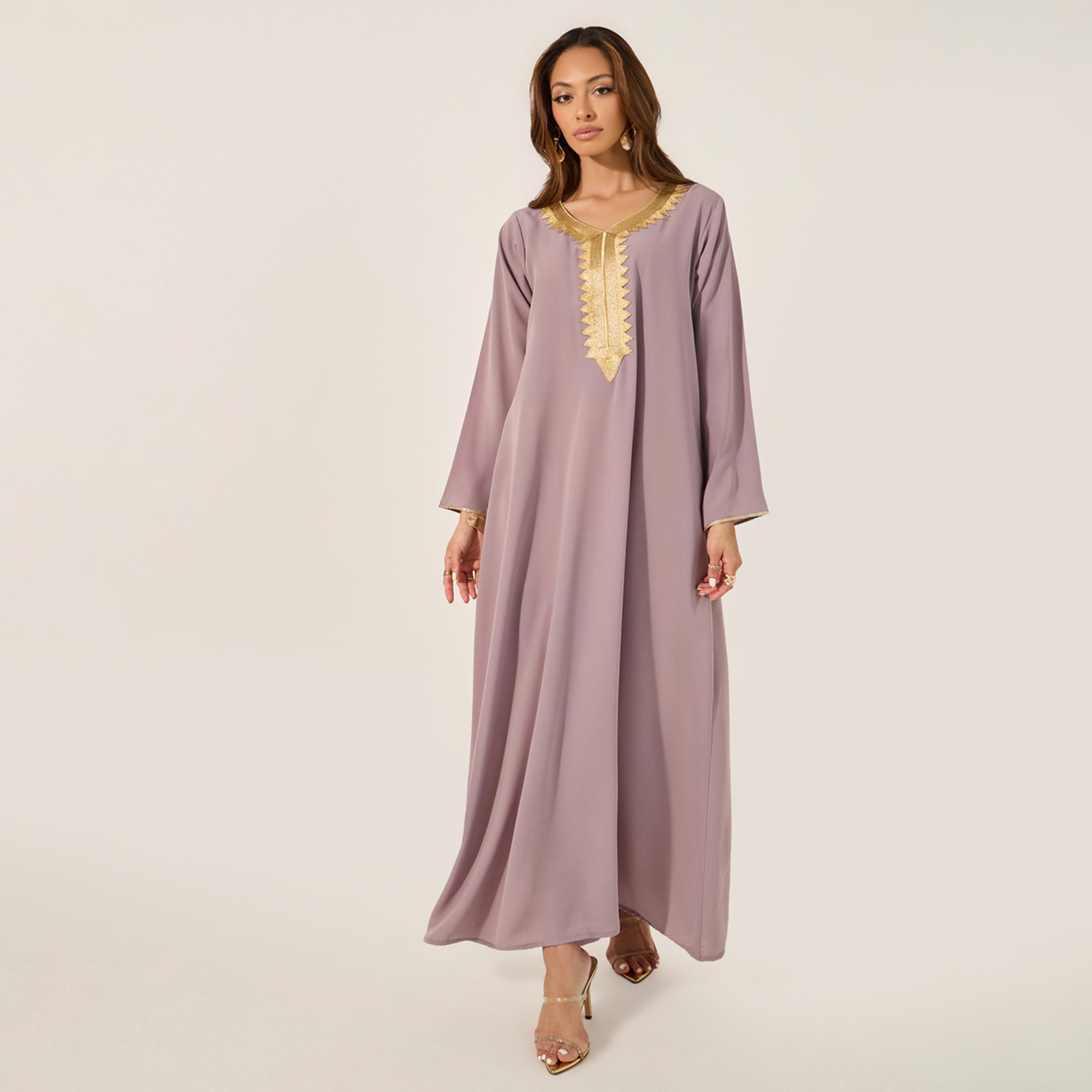 ستايلي - جلابية بقصّة A مع تفاصيل دانتيل ورقبة دائرية-women-arabicclothing-jalabiyas-image-1