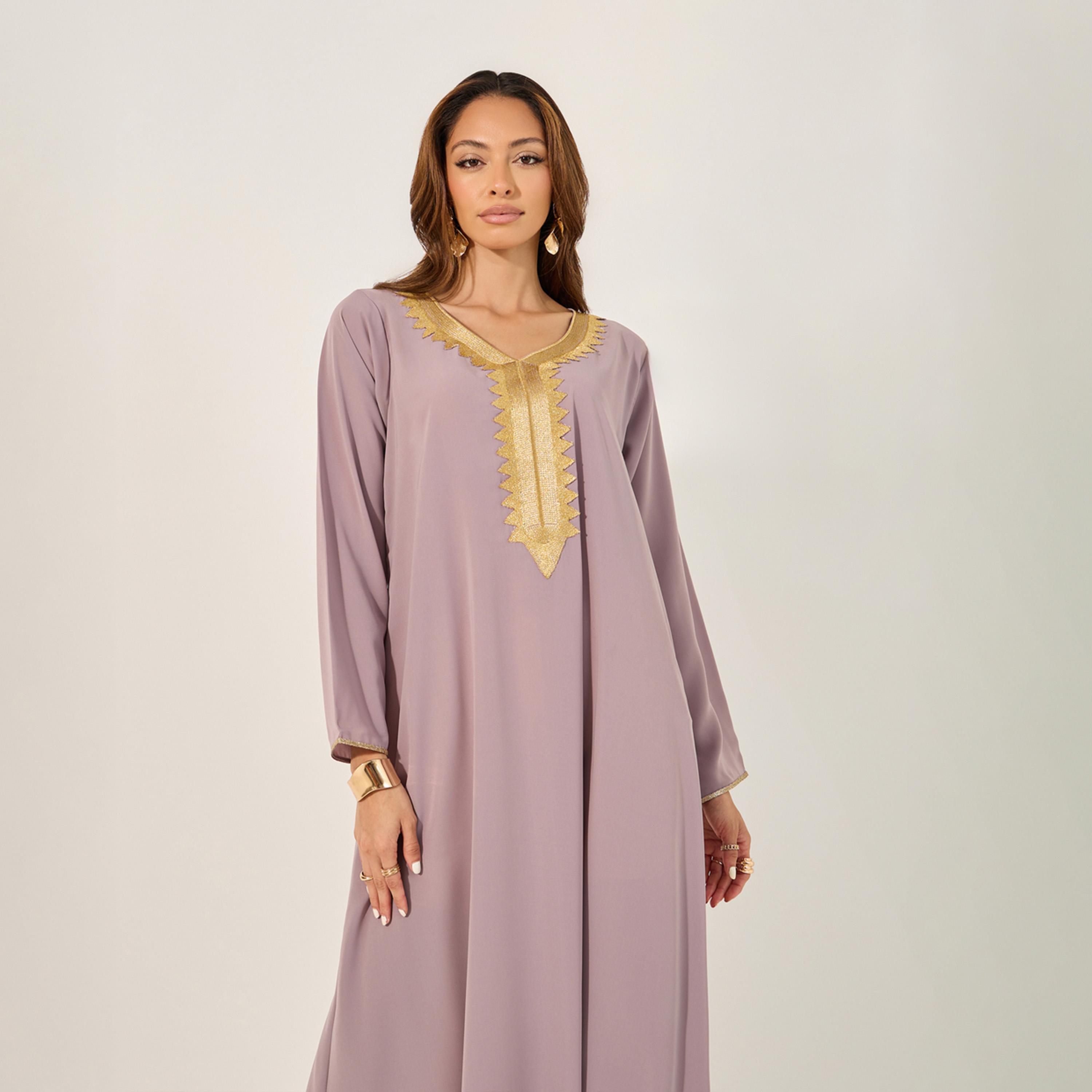 ستايلي - جلابية بقصّة A مع تفاصيل دانتيل ورقبة دائرية-women-arabicclothing-jalabiyas-image-3