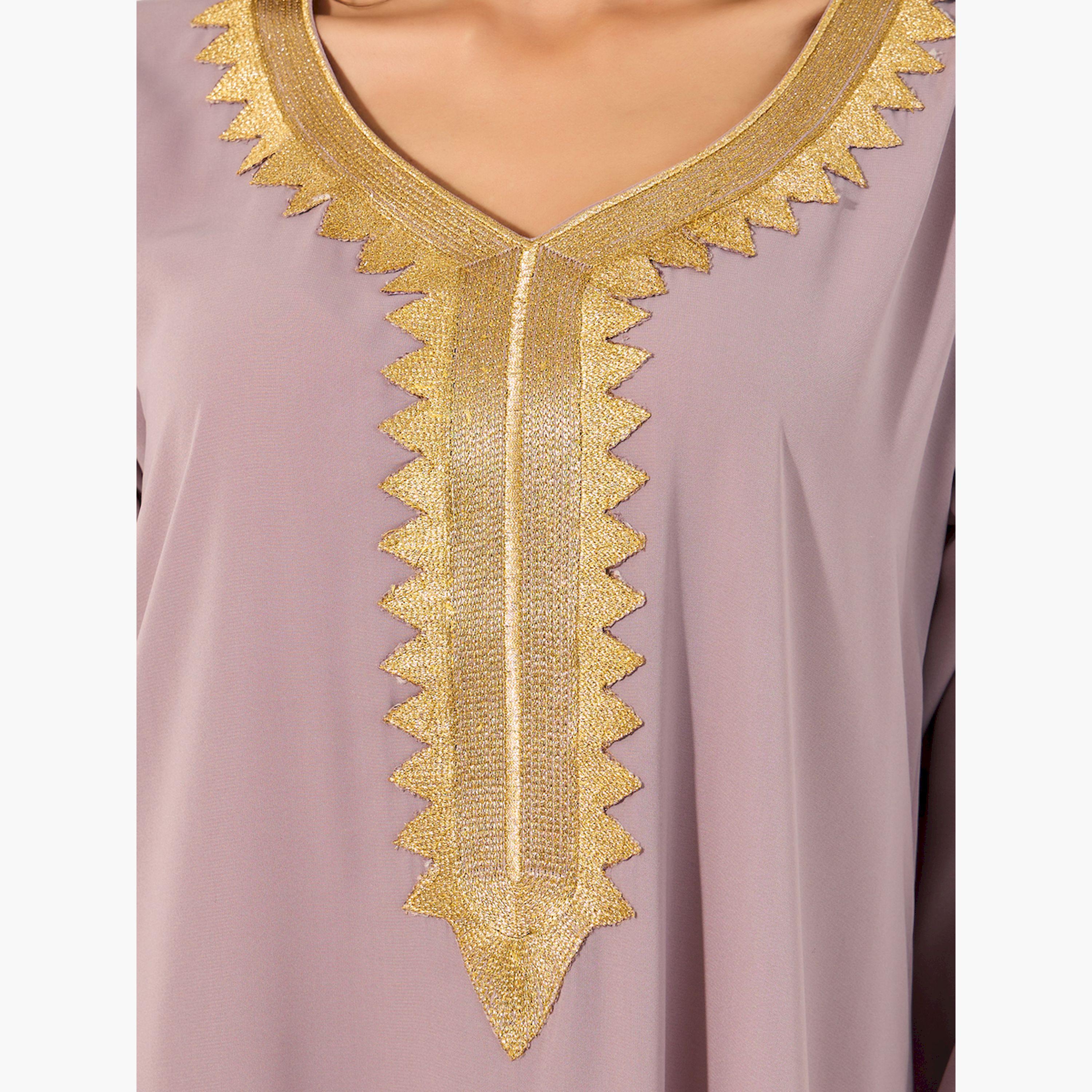 ستايلي - جلابية بقصّة A مع تفاصيل دانتيل ورقبة دائرية-women-arabicclothing-jalabiyas-image-4