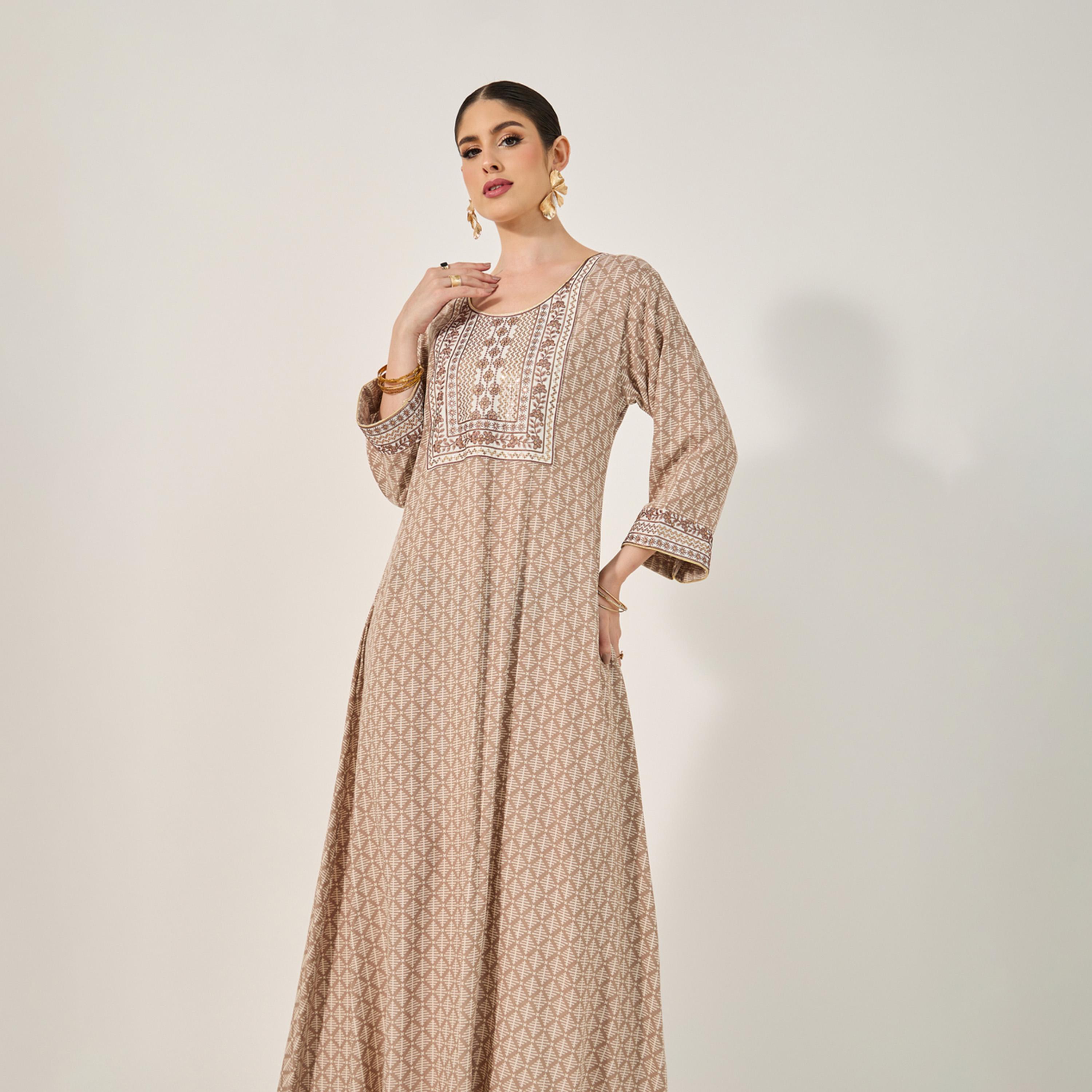 Styli Rayon Print Jalabiya With Mukhawar Embroidery And Rhinestone Embellishment-women-arabicclothing-jalabiyas-image-3