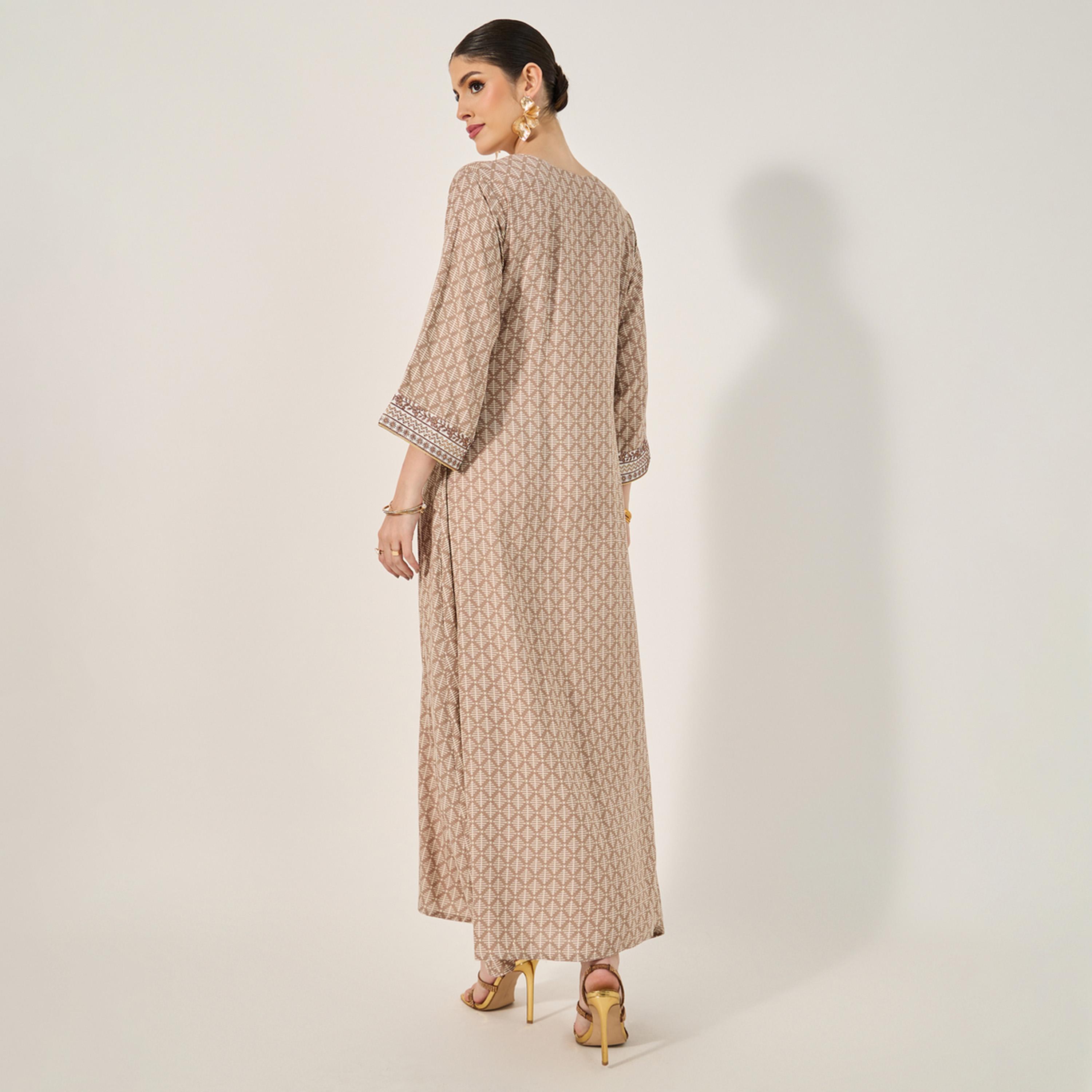 Styli Rayon Print Jalabiya With Mukhawar Embroidery And Rhinestone Embellishment-women-arabicclothing-jalabiyas-image-5