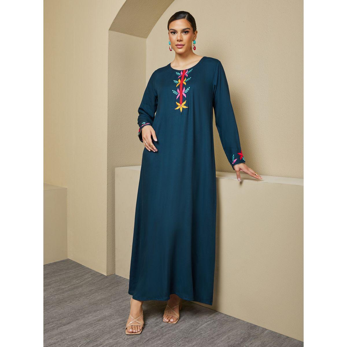 جلابية مطرزة برقبة دائرية على شكل حرف A-women-arabicclothing-jalabiyas-image-2