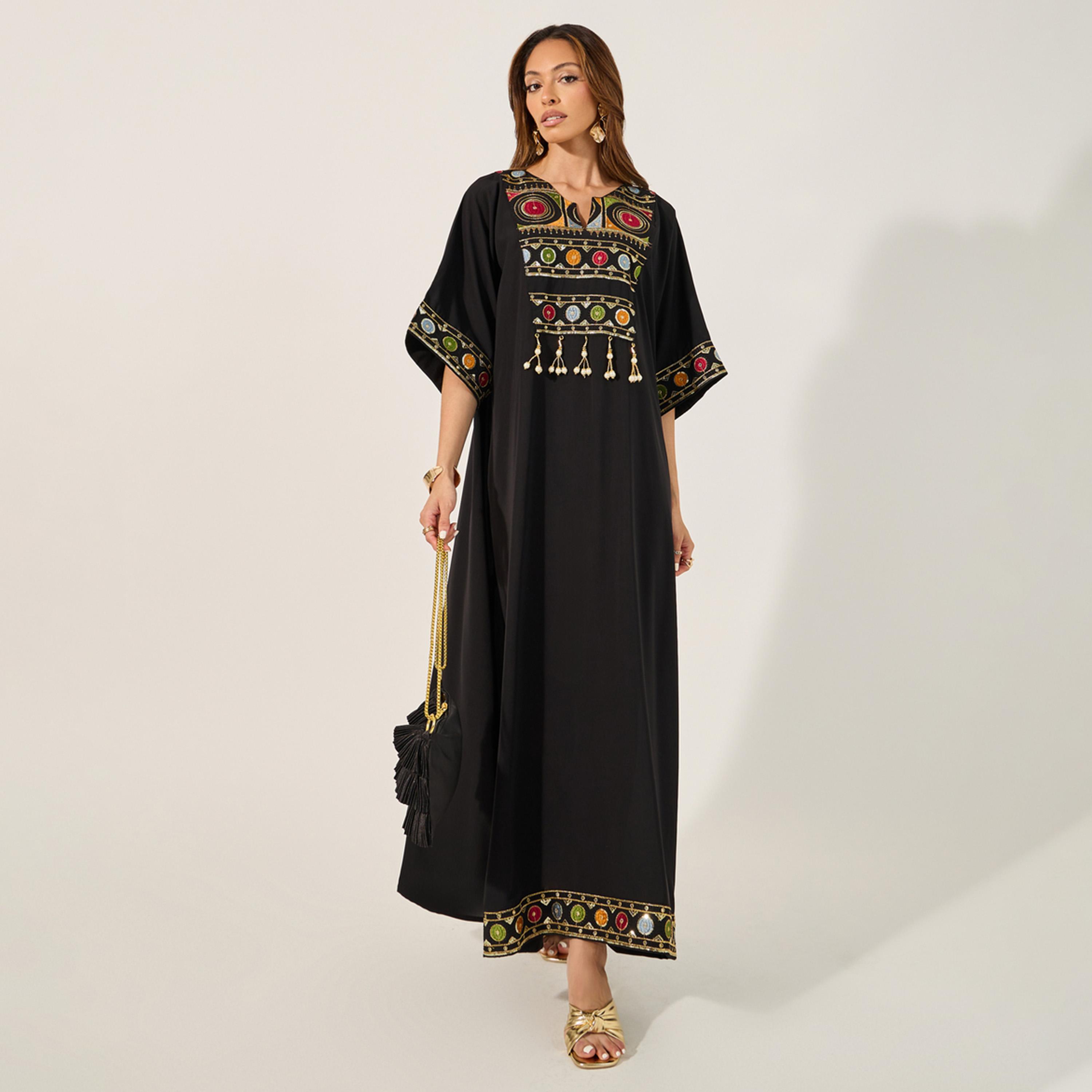 أميرة x ستايلي جلابية مُطرّزة بياقة نوتش وشراشيب-women-arabicclothing-jalabiyas-image-2