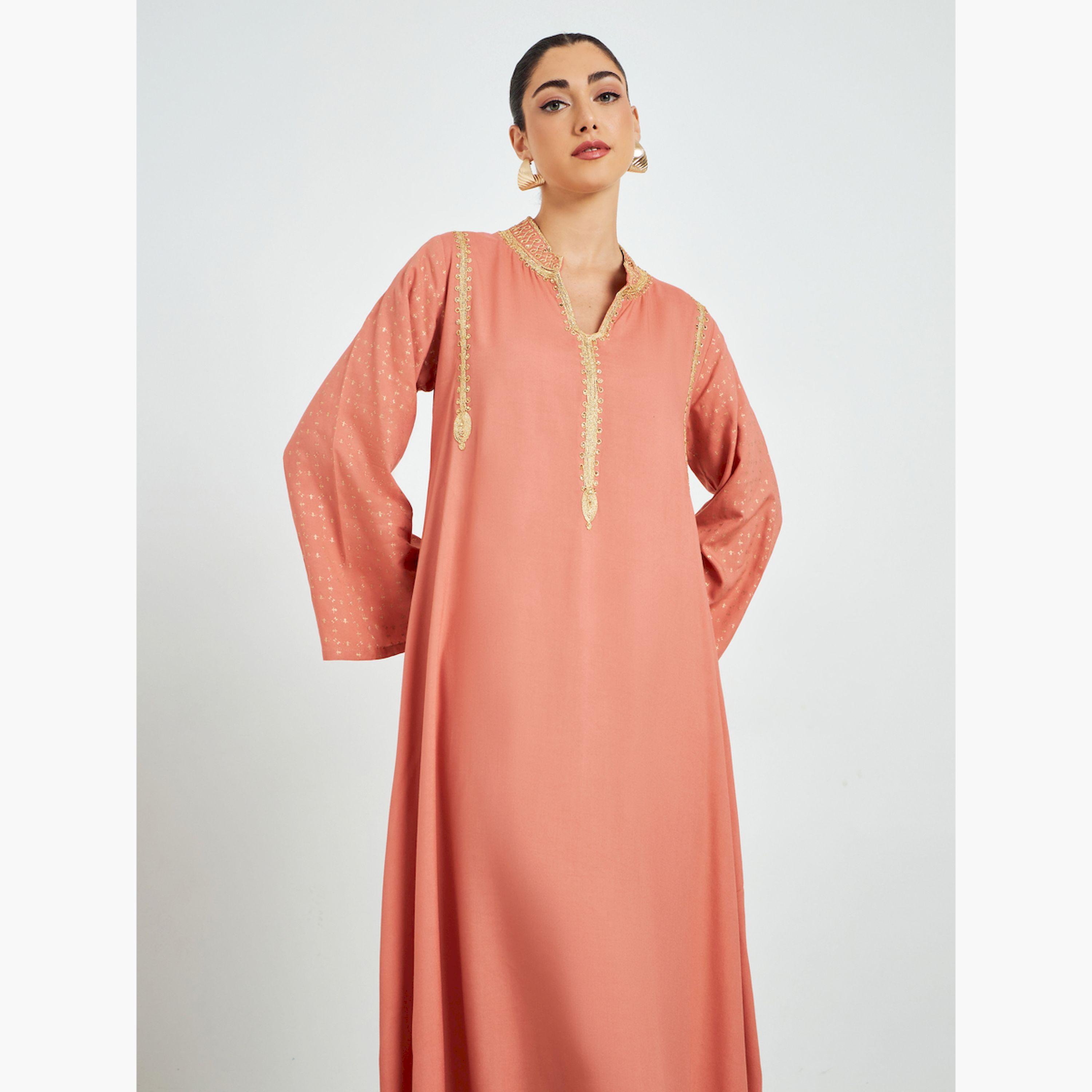 جلابية وردية مطرزة بحافة واسعة-women-arabicclothing-jalabiyas-image-3