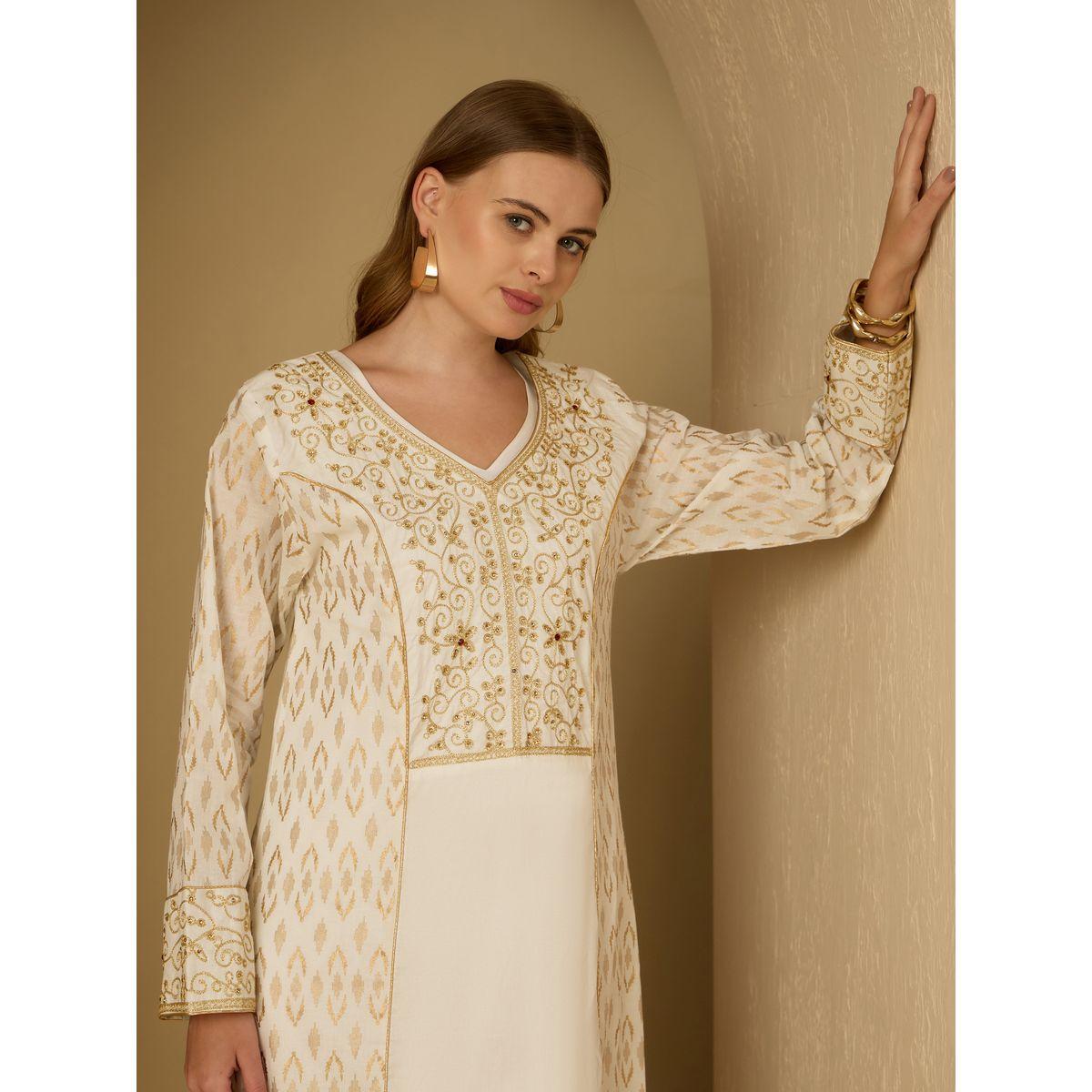 جلابية مزينة بطبعات وتفاصيل مُطرزة-women-arabicclothing-jalabiyas-image-4