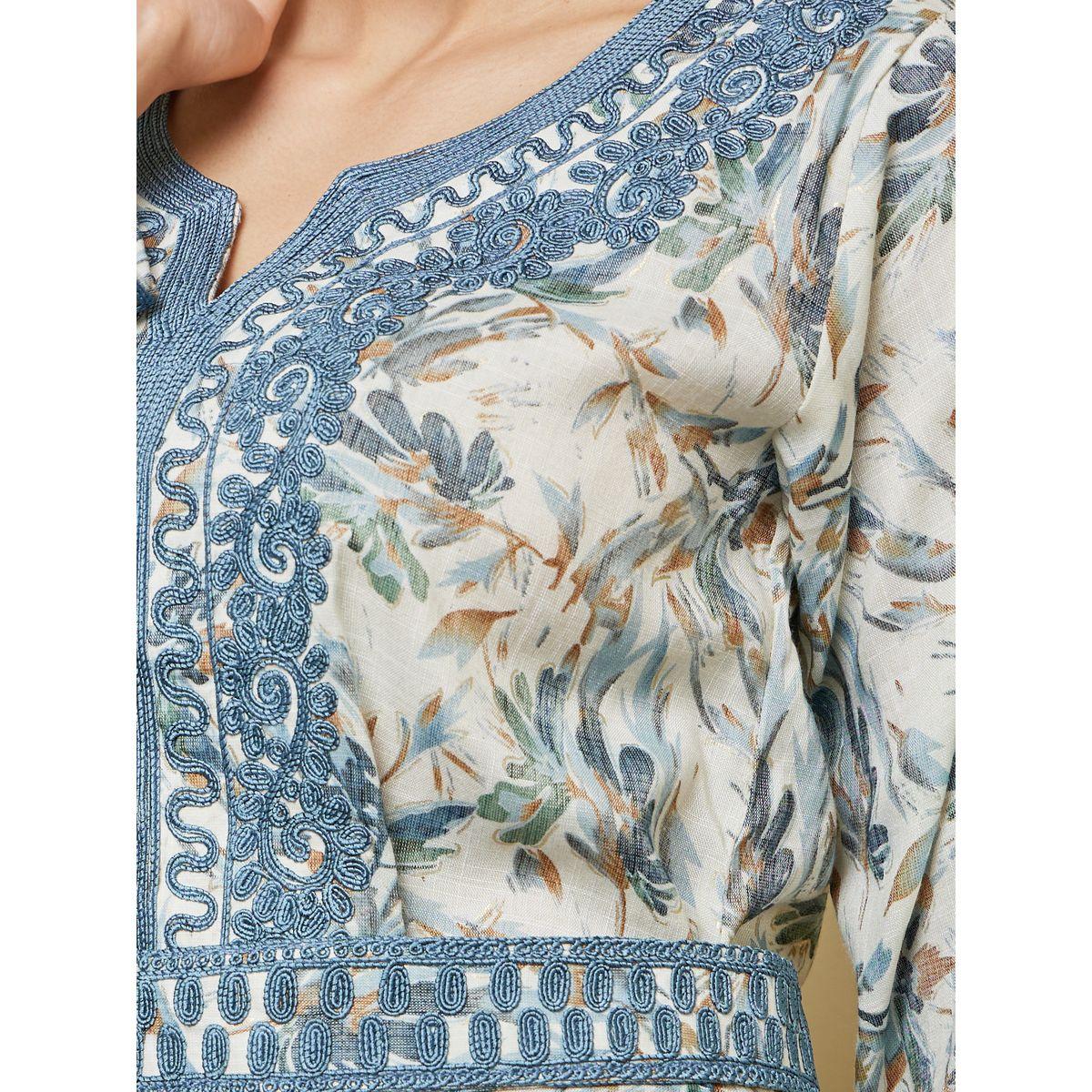 All-Over Floral Print Embroidered Kaftan with Waist Belt Detail-women-arabicclothing-kaftan-image-4