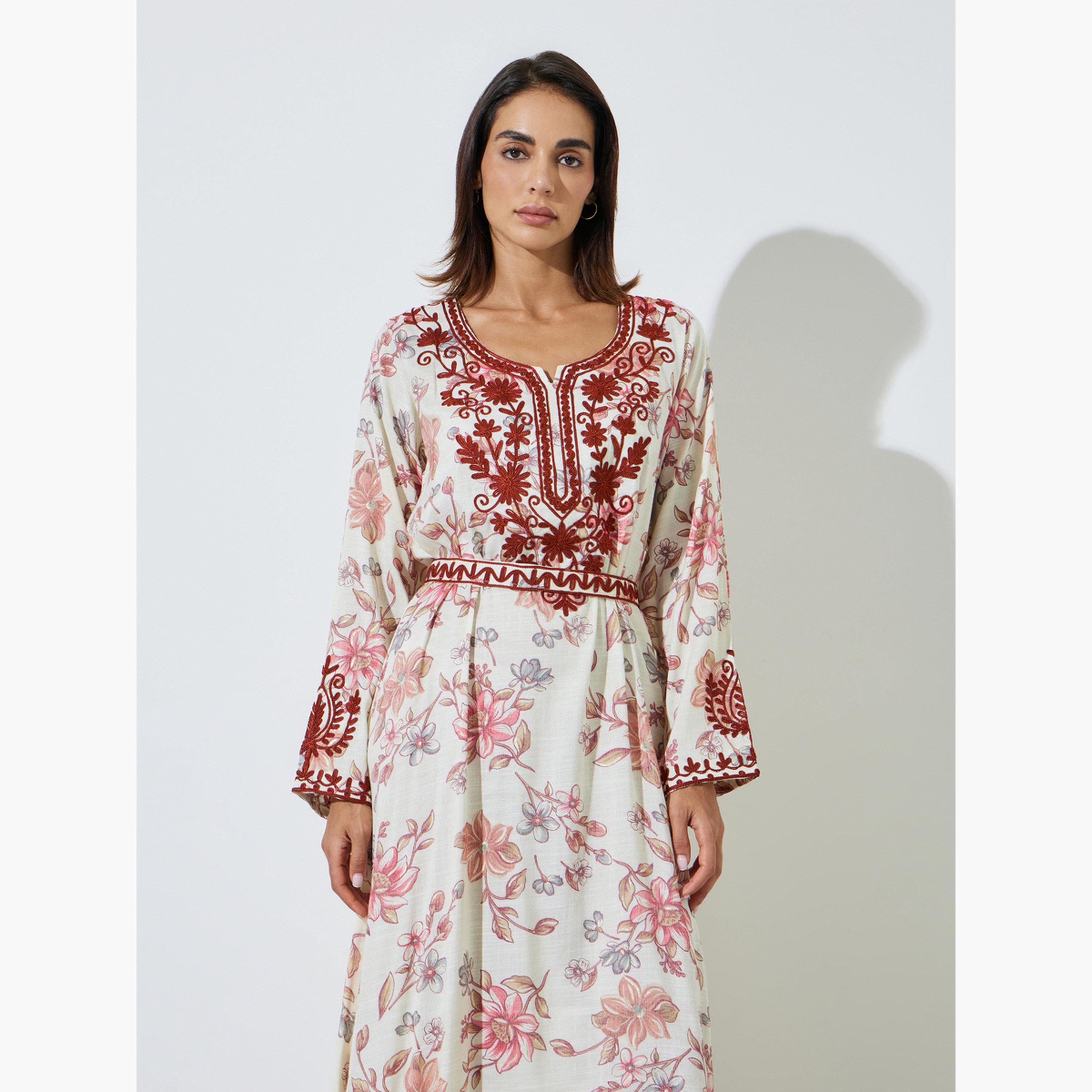 Amirah X Styli Off White Floral Maxi Jalabiya with Dori Embroidery-women-arabicclothing-jalabiyas-image-2
