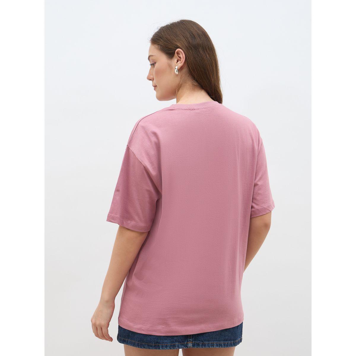 تيشيرت فضفاض بتفاصيل كتابة مُطرزة-women-clothing-tshirts-image-5