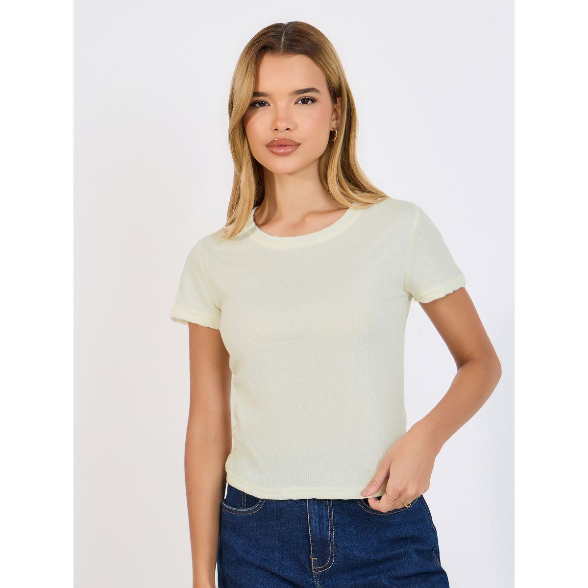 تيشيرت بقصة عادية وياقة دائرية-women-clothing-tshirts-image-1