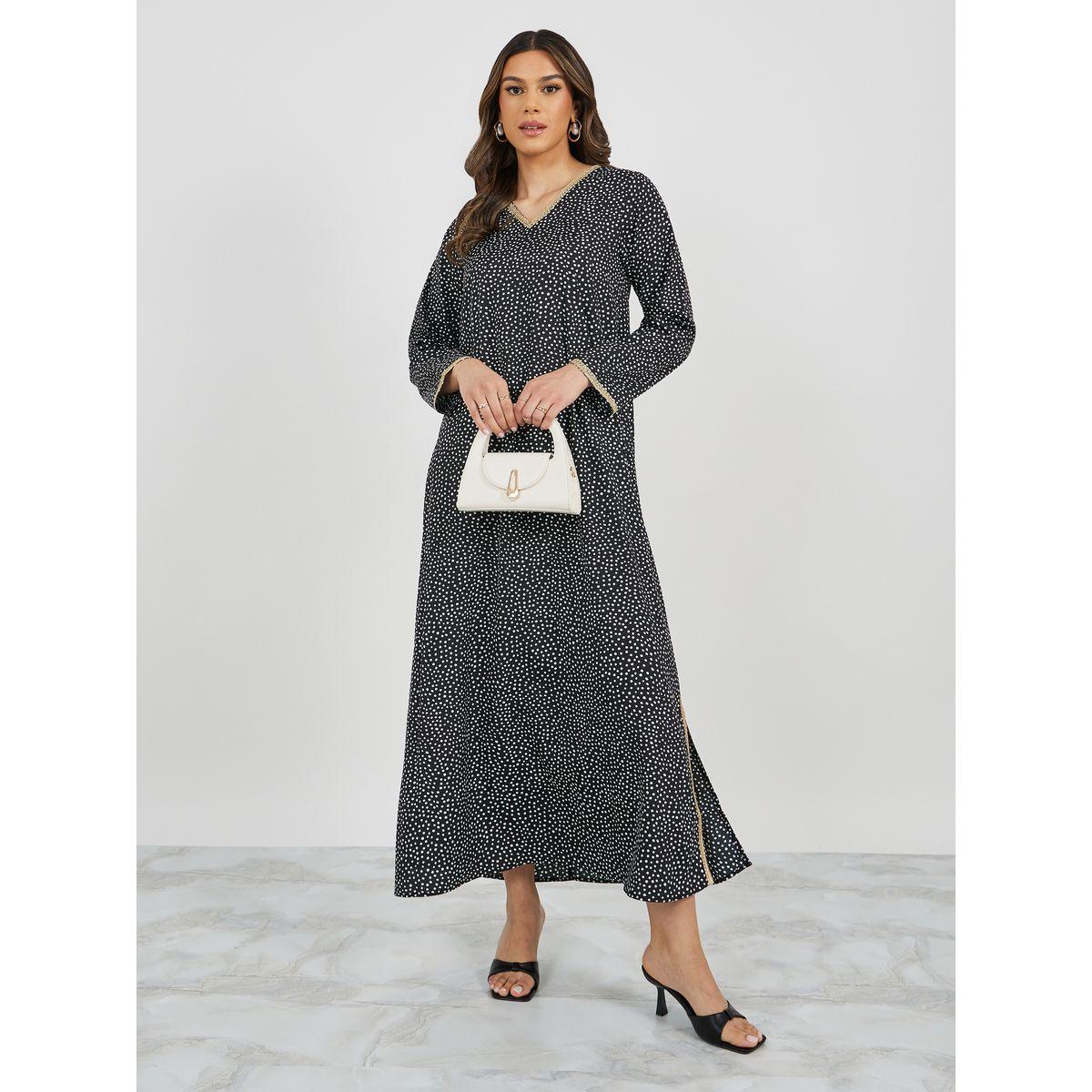 Amirah X Styli All-Over Polka Dot Print V Neck Jalabiya with Lace Trims-women-arabicclothing-jalabiyas-image-4