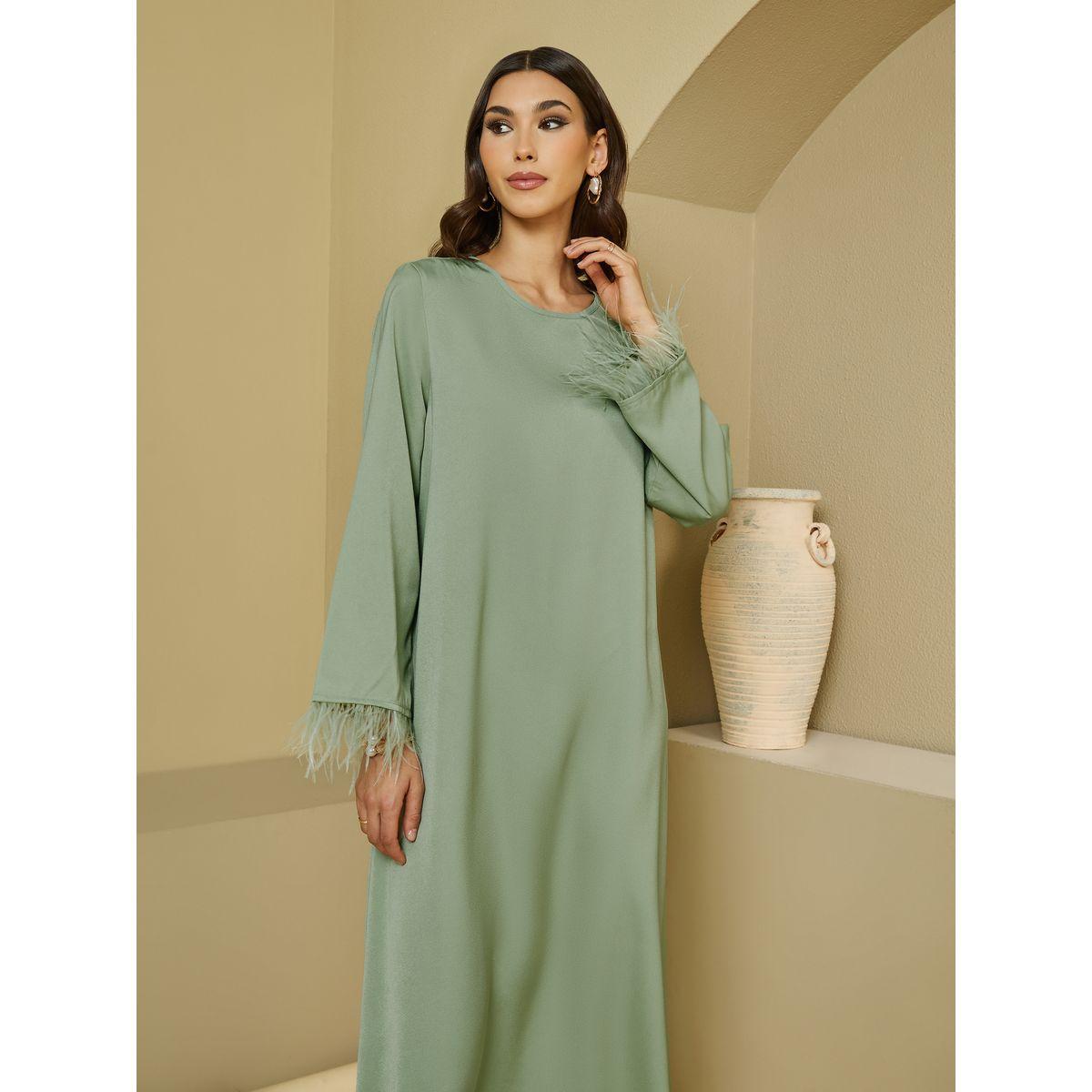 جلابية بياقة دائرية وأكمام طويلة مزينة بريش-women-arabicclothing-jalabiyas-image-2