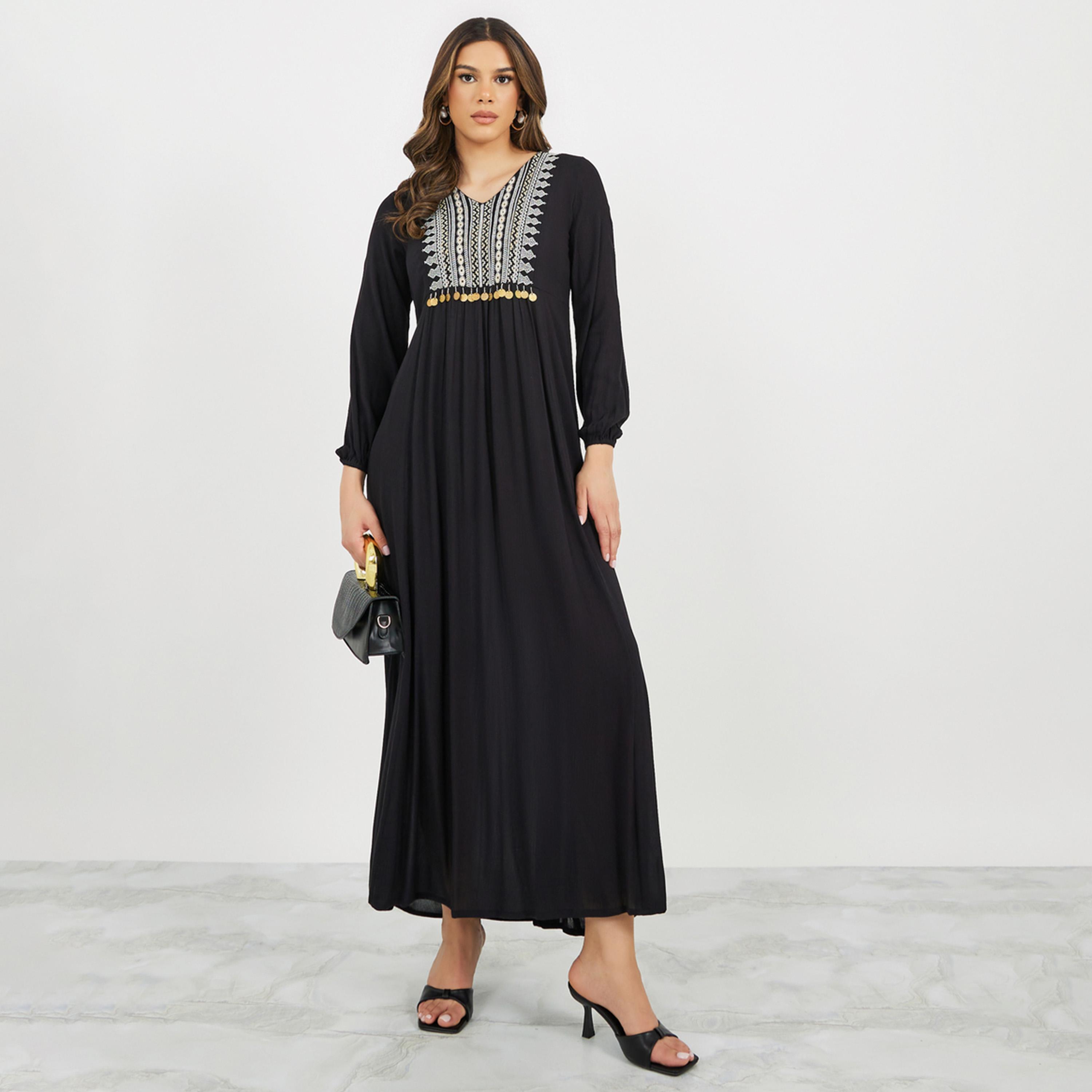 Amirah X Styli Textured Embroidered V-Neck A-Line Jalabiya with Coins Tassel Detail-women-arabicclothing-jalabiyas-image-2