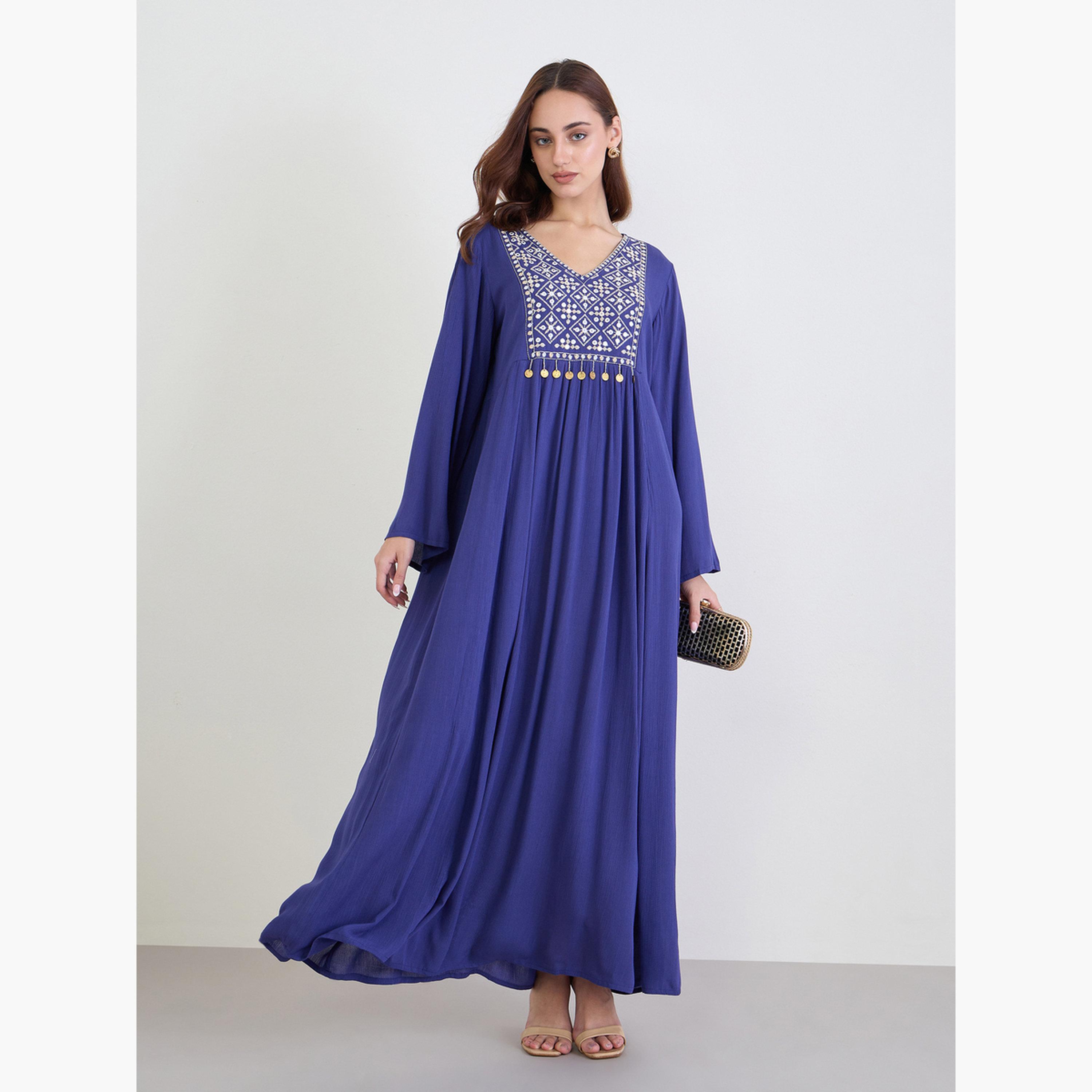 أميرة x ستايلي جلابية طويلة مُطرّزة بتفاصيل بارزة الملمس-women-arabicclothing-jalabiyas-image-1