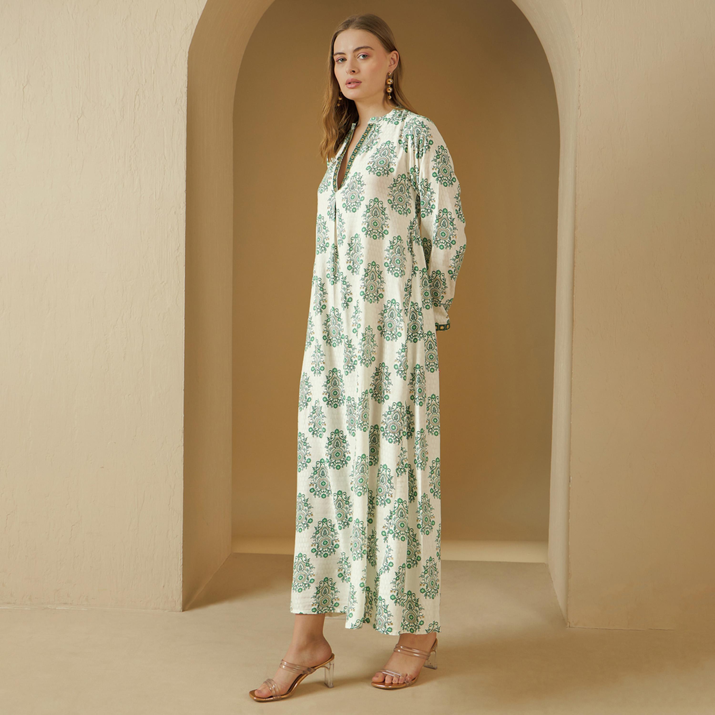 Amirah X Styli All-Over Print V-Neck Embroidered A-Line Jalabiya-women-arabicclothing-jalabiyas-image-3