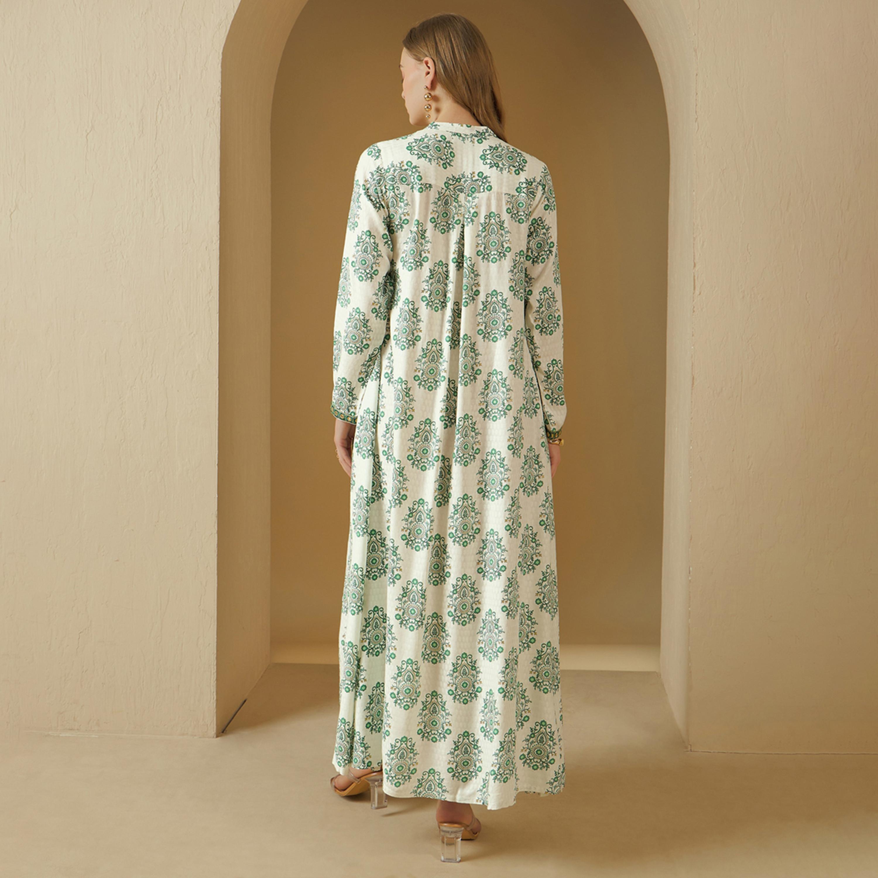 أميرة x ستايلي جلابية مطبعة بالكامل مع تفاصيل مُطرّزة-women-arabicclothing-jalabiyas-image-5