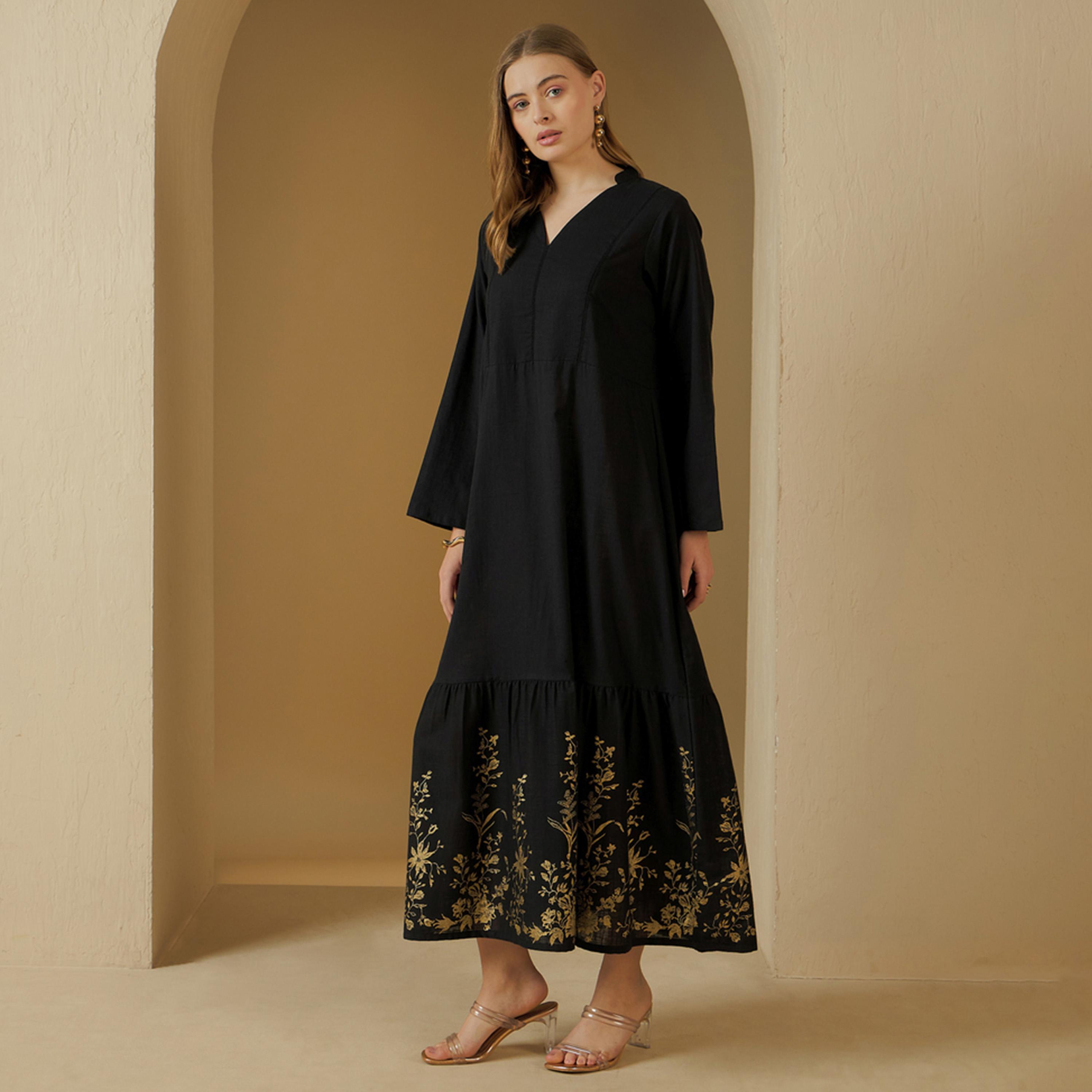 ستايلي - جلابية مطرزة برقبة على شكل V-women-arabicclothing-jalabiyas-image-3