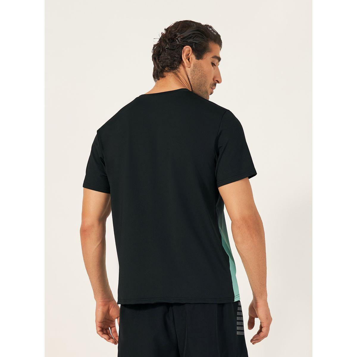Styli Active Gradient Print Stretchy Training T-Shirt with Shoulder Print Detail-men-clothing-sportswearandactivewear-tshirtsandpolos-image-5