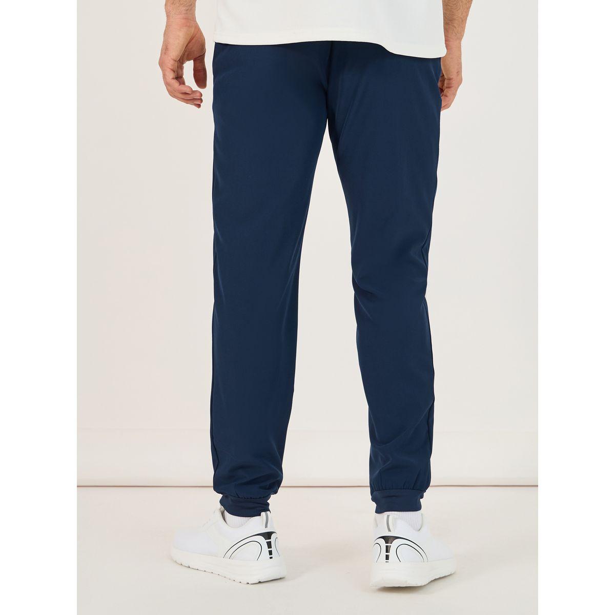 بنطال رياضي بقصة سليم فت وتفاصيل خياطة-men-clothing-sportswearandactivewear-bottoms-image-4
