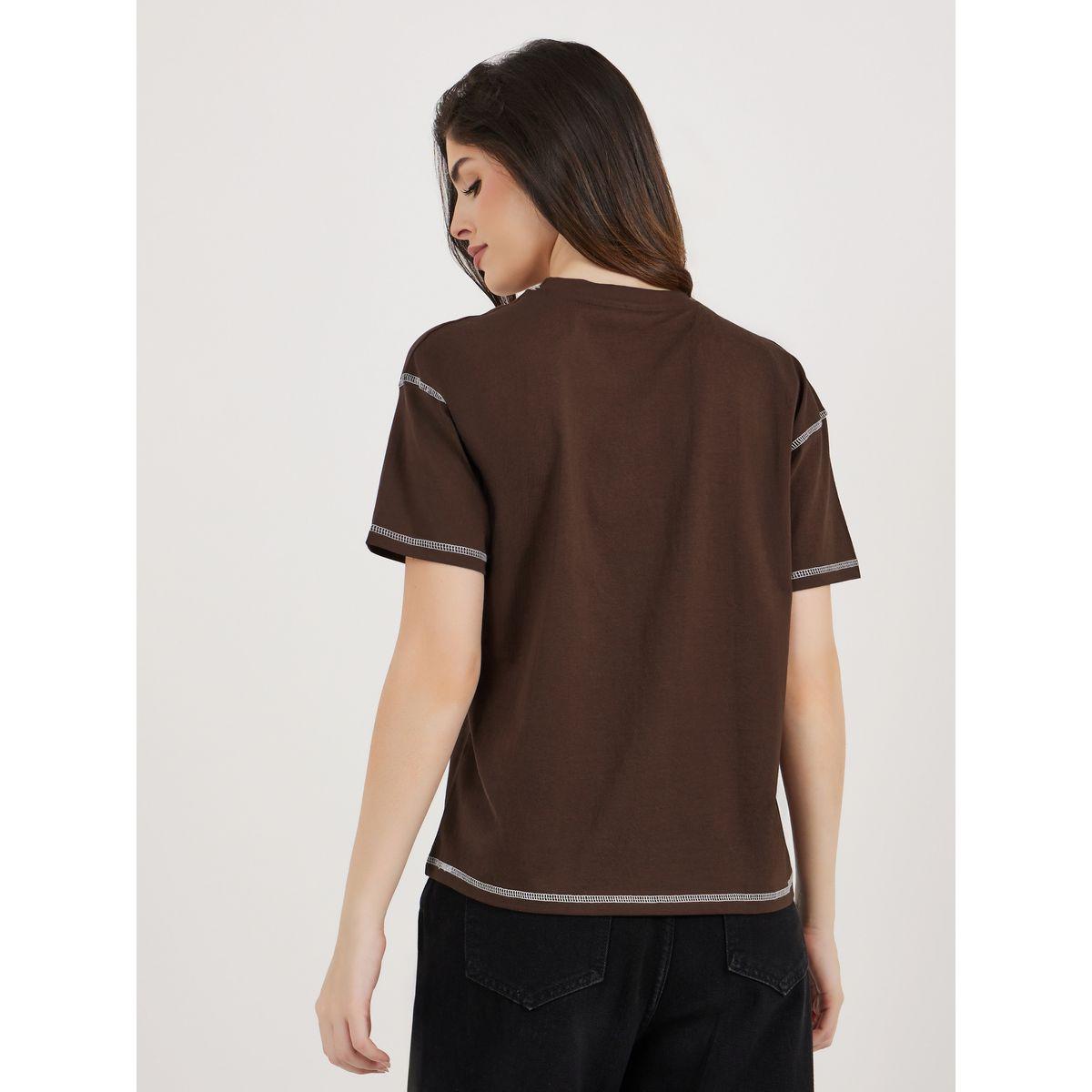 تي شيرت بتفاصيل غرز متباينة-women-clothing-tshirts-image-5