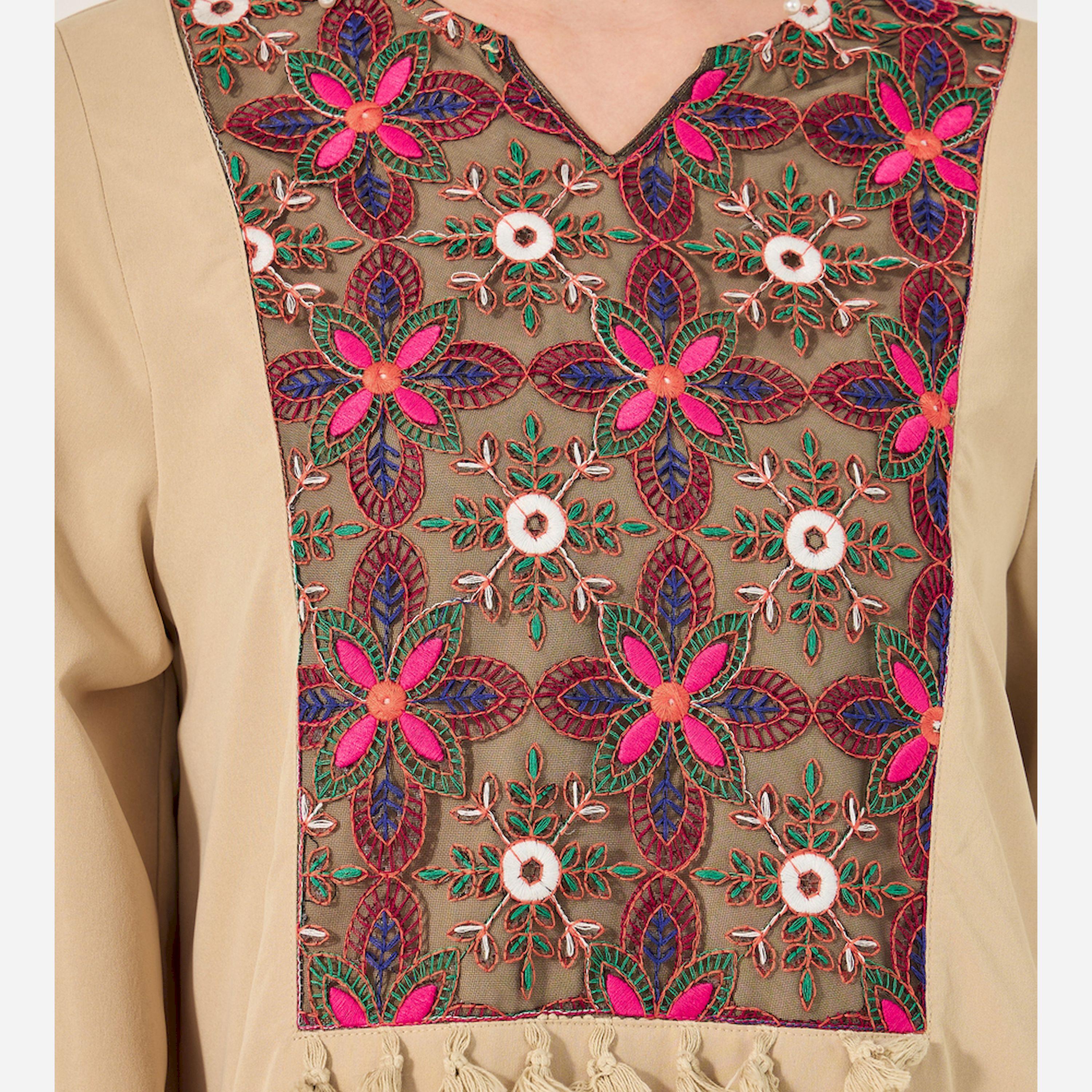 Styli Jalabiya With Embroidery Patch Dã©Cor At Neck With Tassel Trims-women-arabicclothing-jalabiyas-image-4