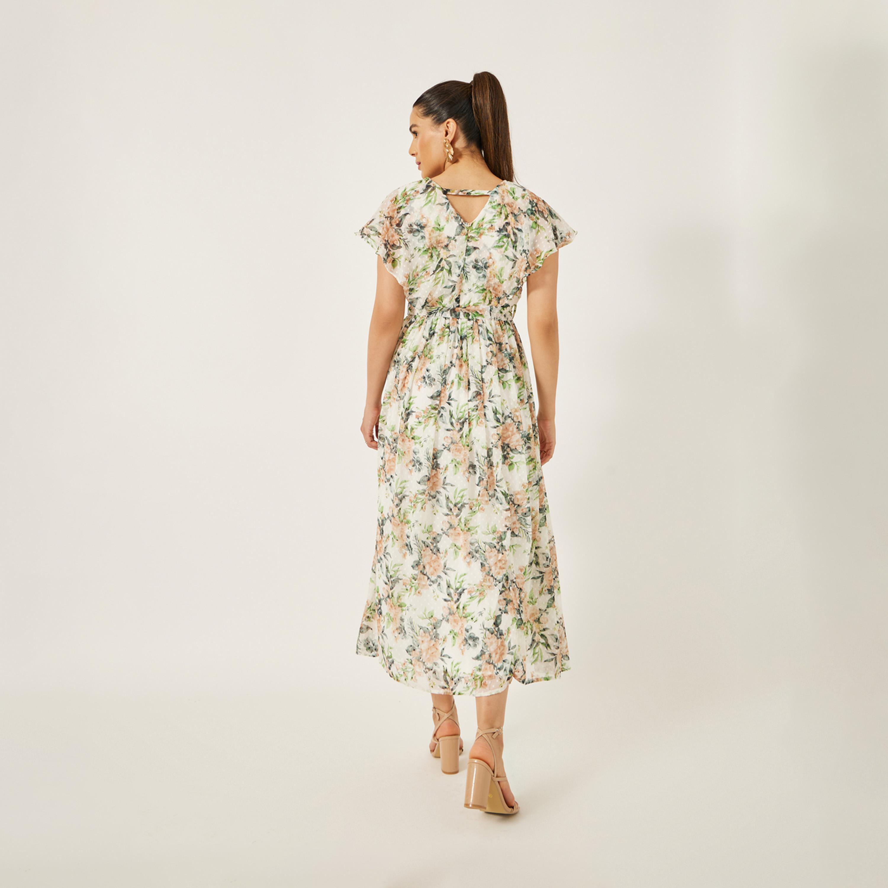 Styli Textured Dobby Printed V-Neck A-Line Maxi Dress-women-clothing-dresses-image-5