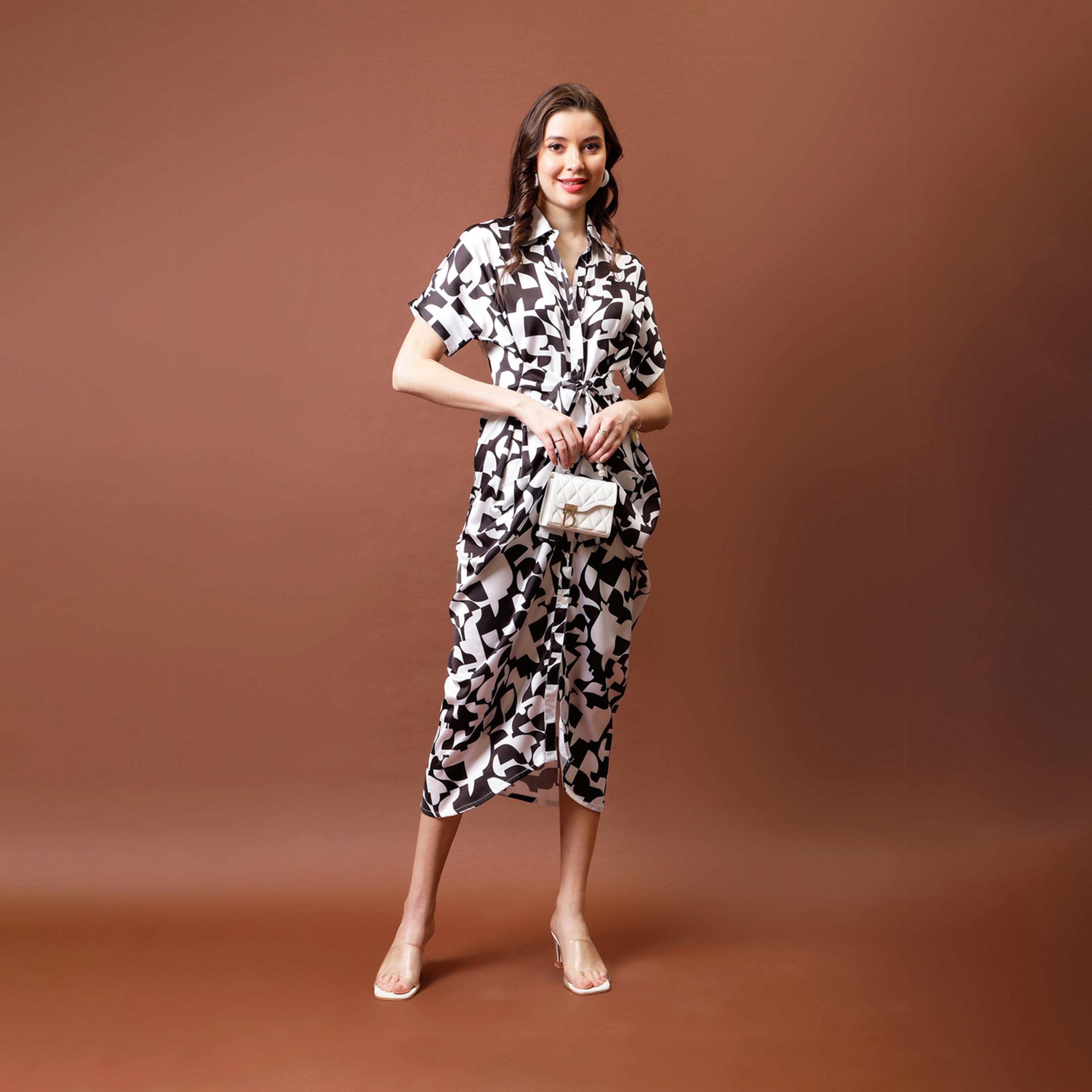 أثينا × ستايلي - فستان متوسط الطول بطبعة قميص من الساتان مع تفاصيل ثنيات-women-clothing-dresses-image-6