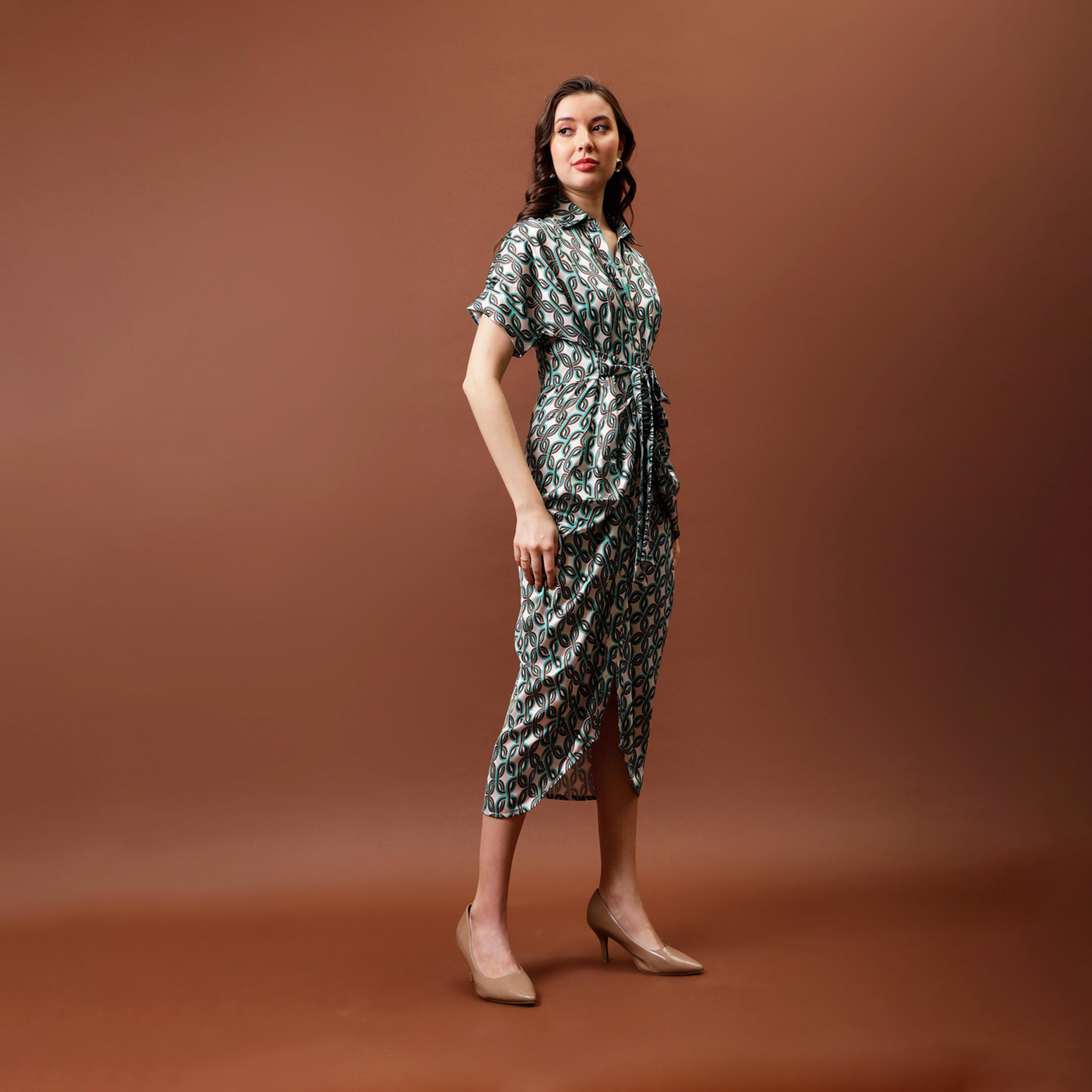 أثينا × ستايلي - فستان متوسط الطول بطبعة قميص من الساتان مع تفاصيل ثنيات-women-clothing-dresses-image-2