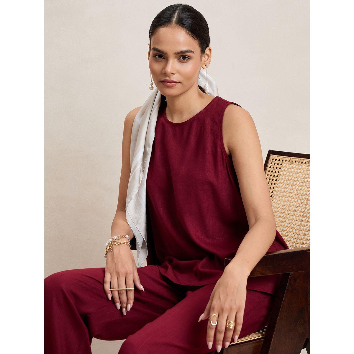 طقم منسق من بنطال مع بلوزة سادة بياقة دائرية فِميلا × ستايلي-women-clothing-coordsets-image-2