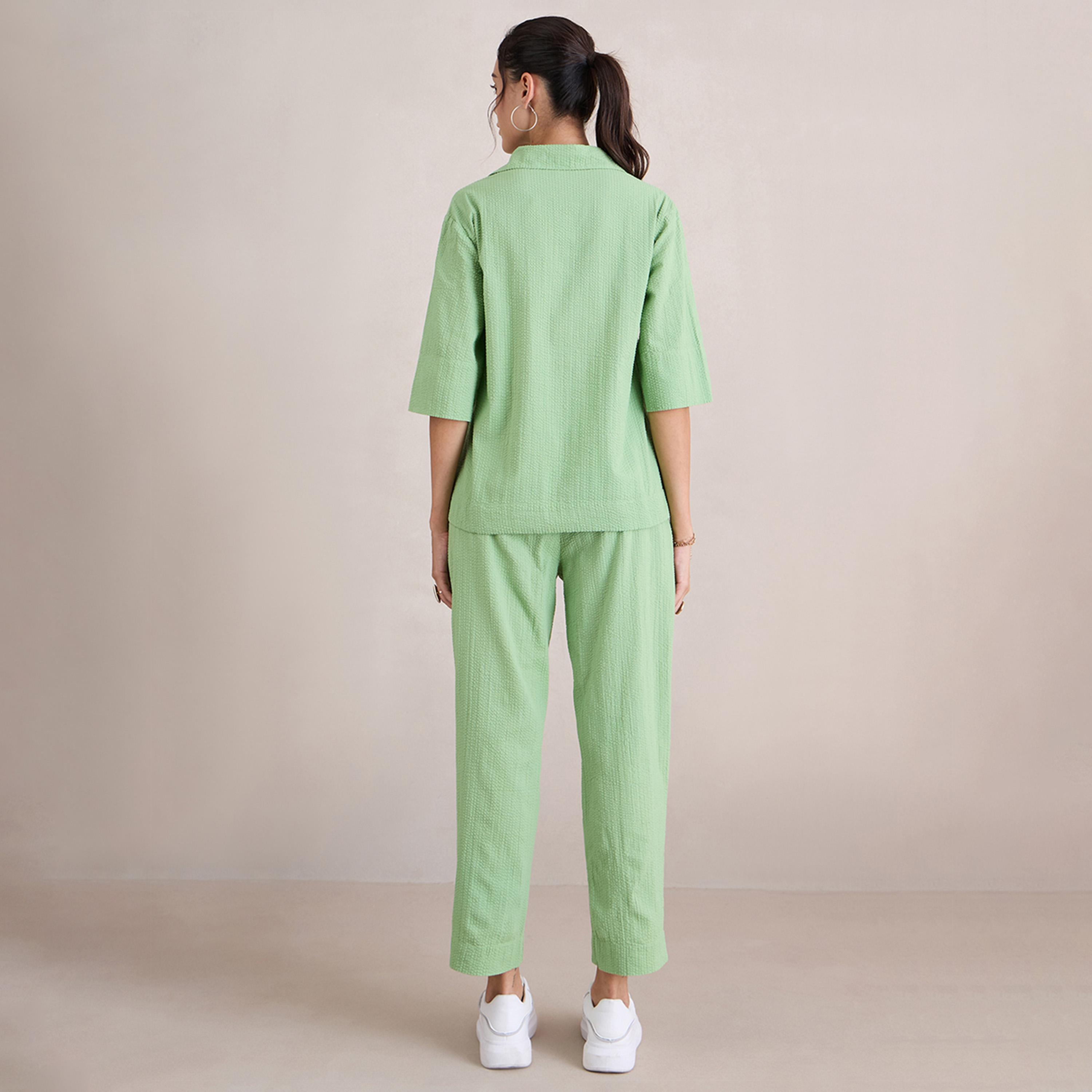 فيميلا × ستايلي - قميص وبنطال من قماش السيرساكر المزخرف-women-clothing-coordsets-image-5