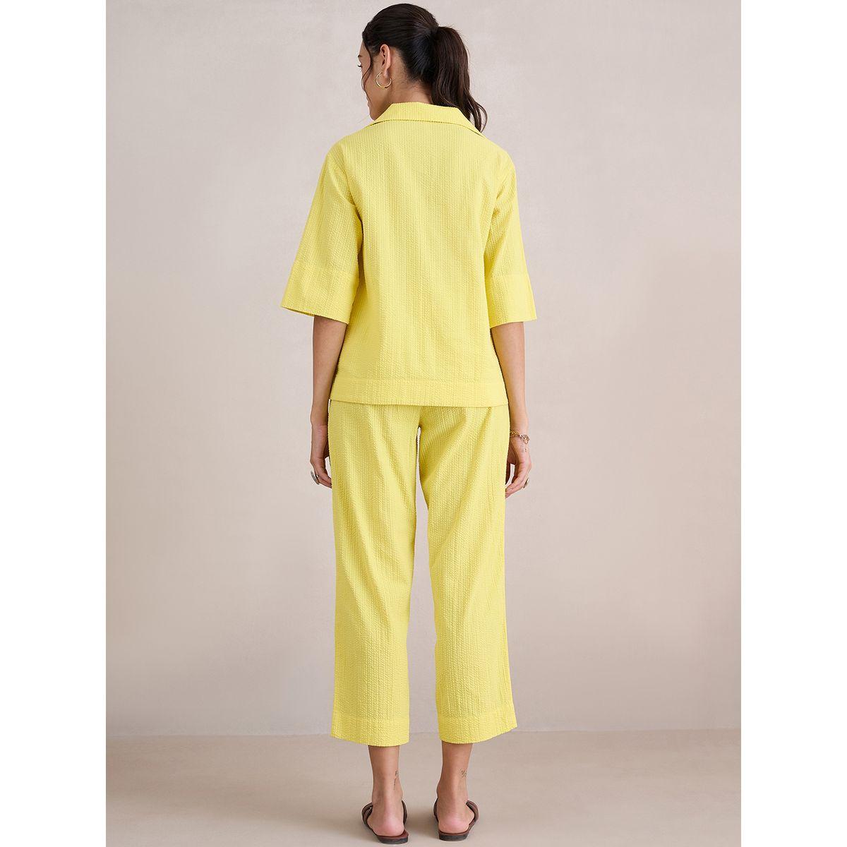 طقم منسق من بنطال وبلوزة بتفاصيل بارزة الملمس فِميلا × ستايلي-women-clothing-coordsets-image-2