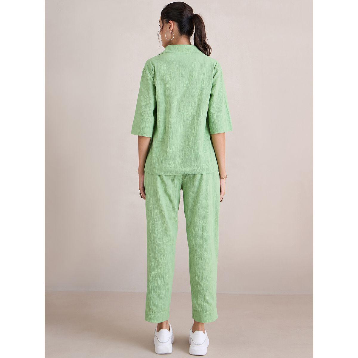 طقم منسق من بنطال وبلوزة بياقة سبريد فِميلا × ستايلي-women-clothing-coordsets-image-4