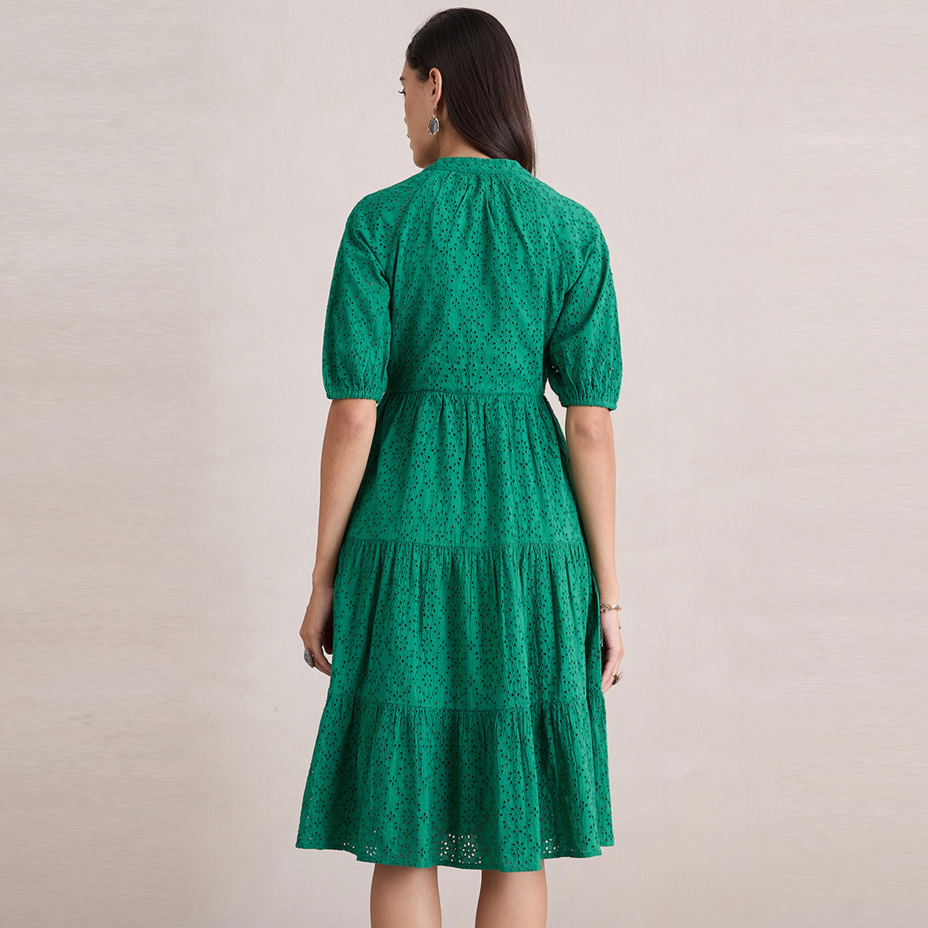 فستان طويل شيفلي مزين بكسرات فِميلا × ستايلي-women-clothing-dresses-image-5