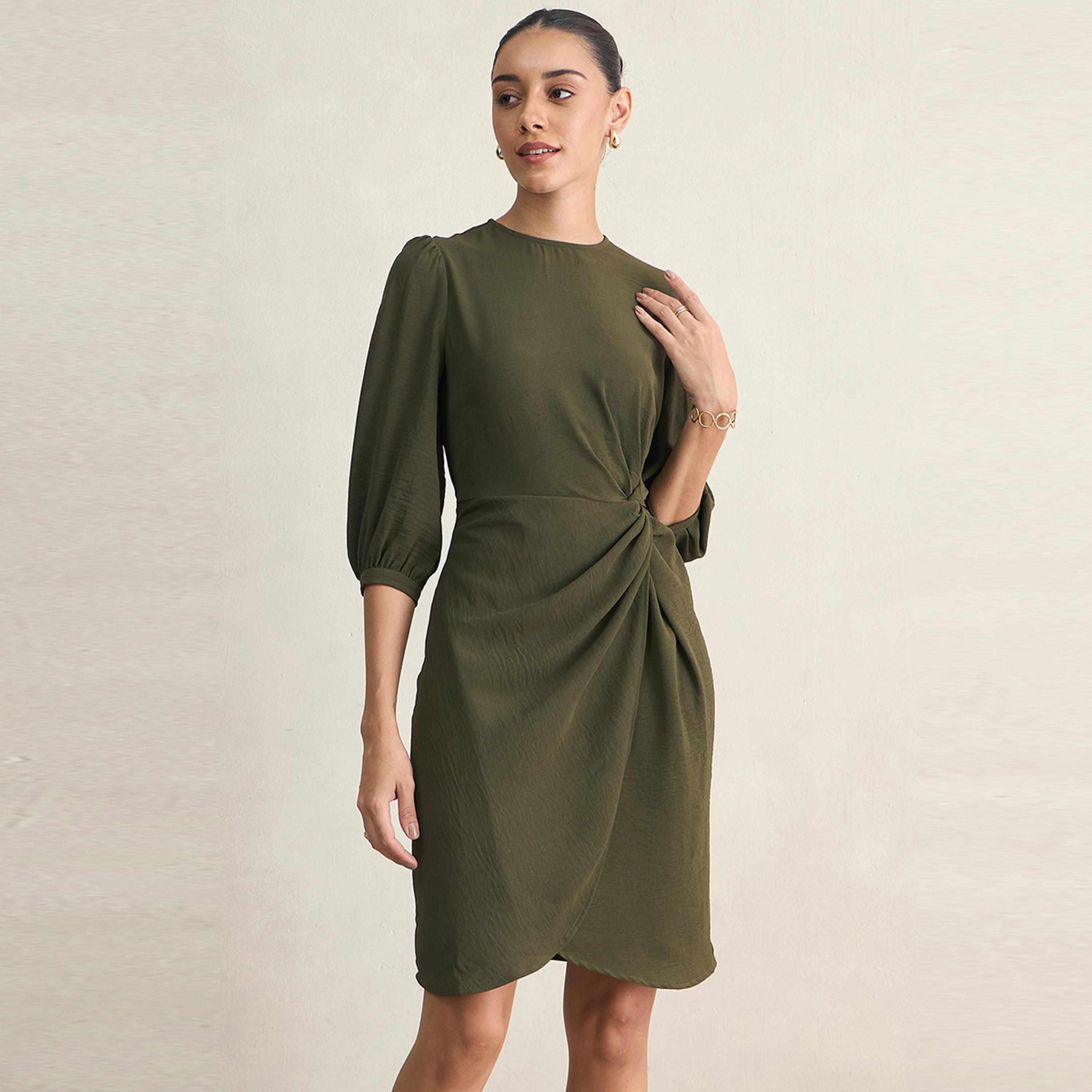 فستان بطول الركبة ونمط لف فِميلا × ستايلي-women-clothing-dresses-image-1