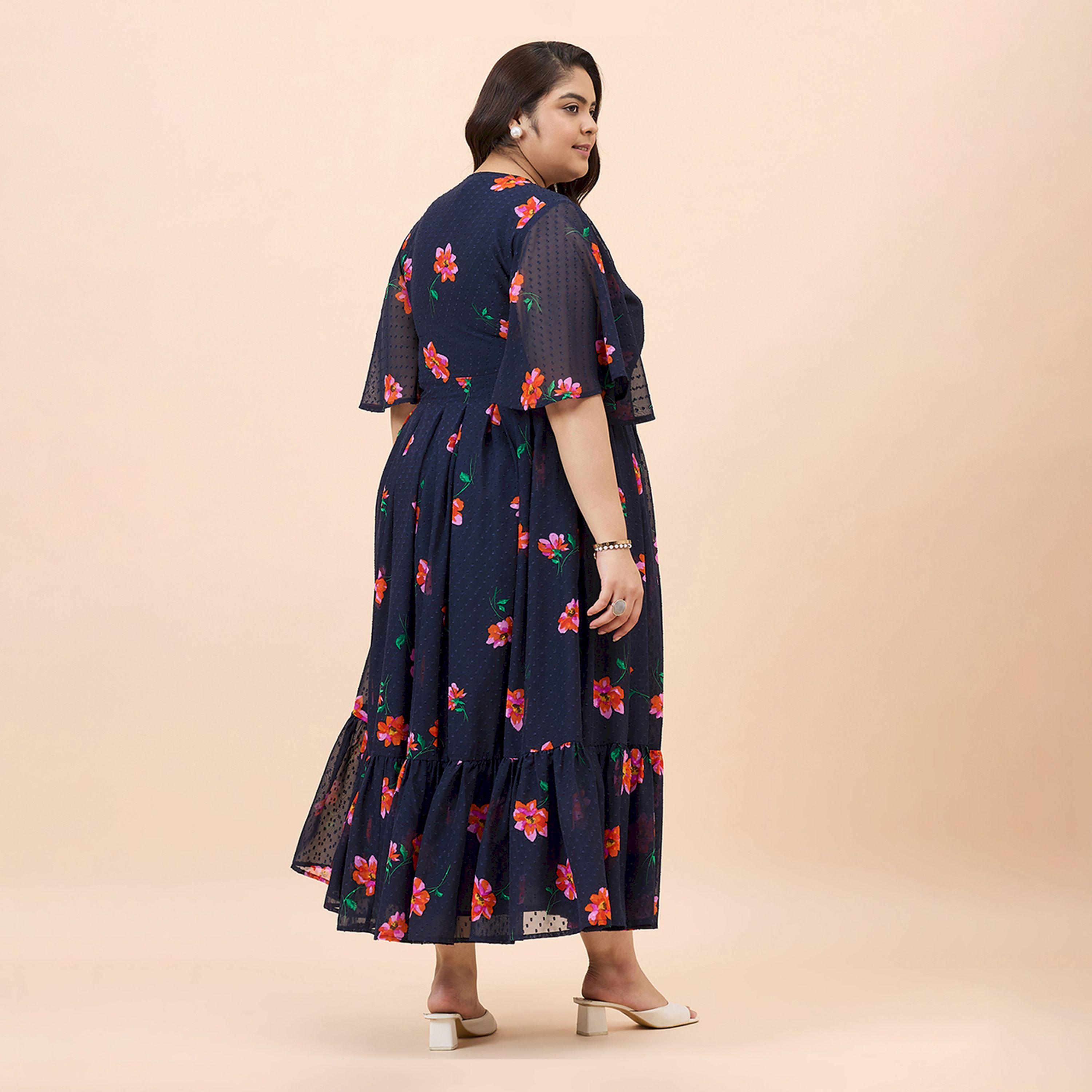 Femmella X Styli  All-Over Print Textured Wrap Tiered Maxi Dress-women-clothing-dresses-image-5