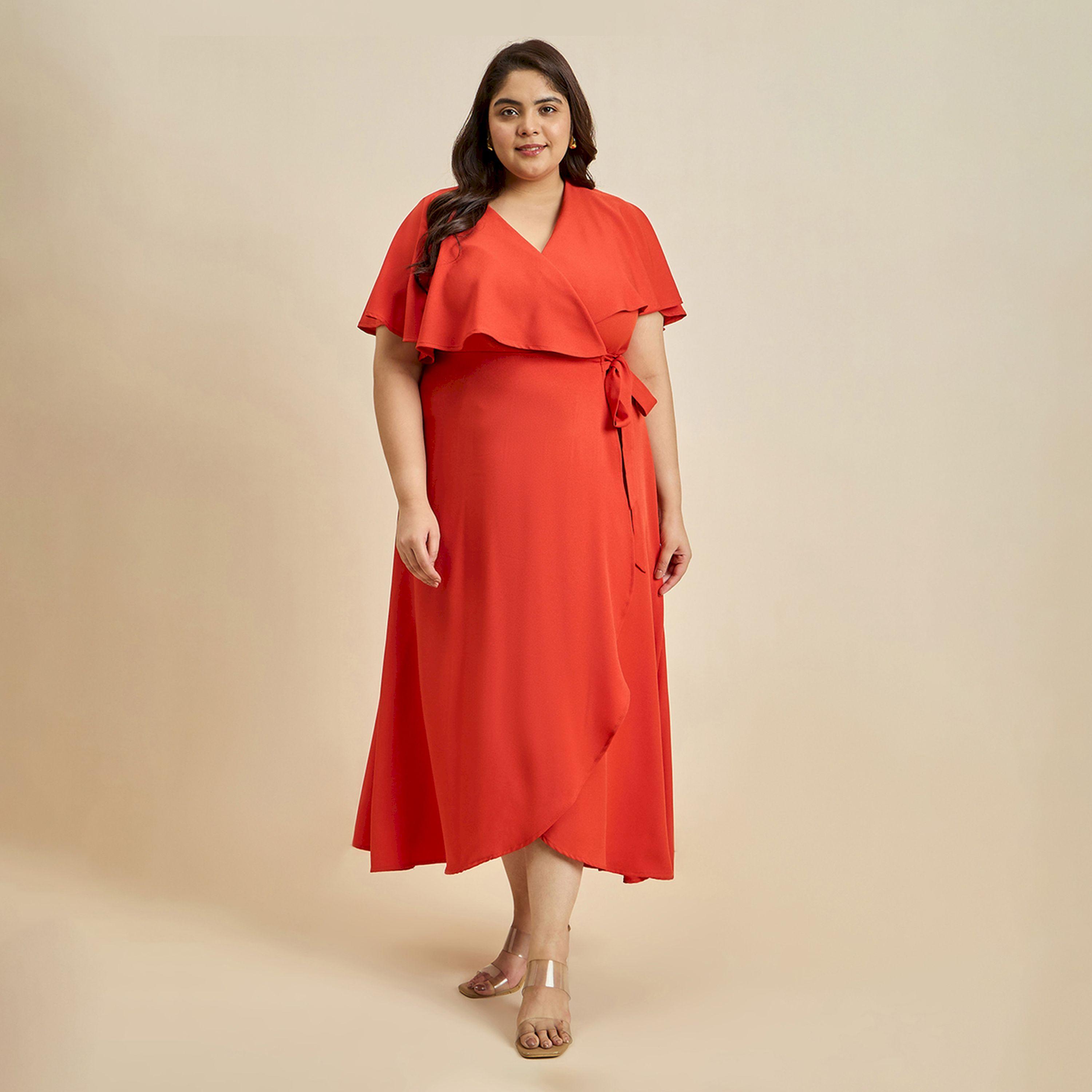 فستان طويل بمقاس كبير وتفاصيل كشكش فِميلا × ستايلي-women-clothing-dresses-image-1