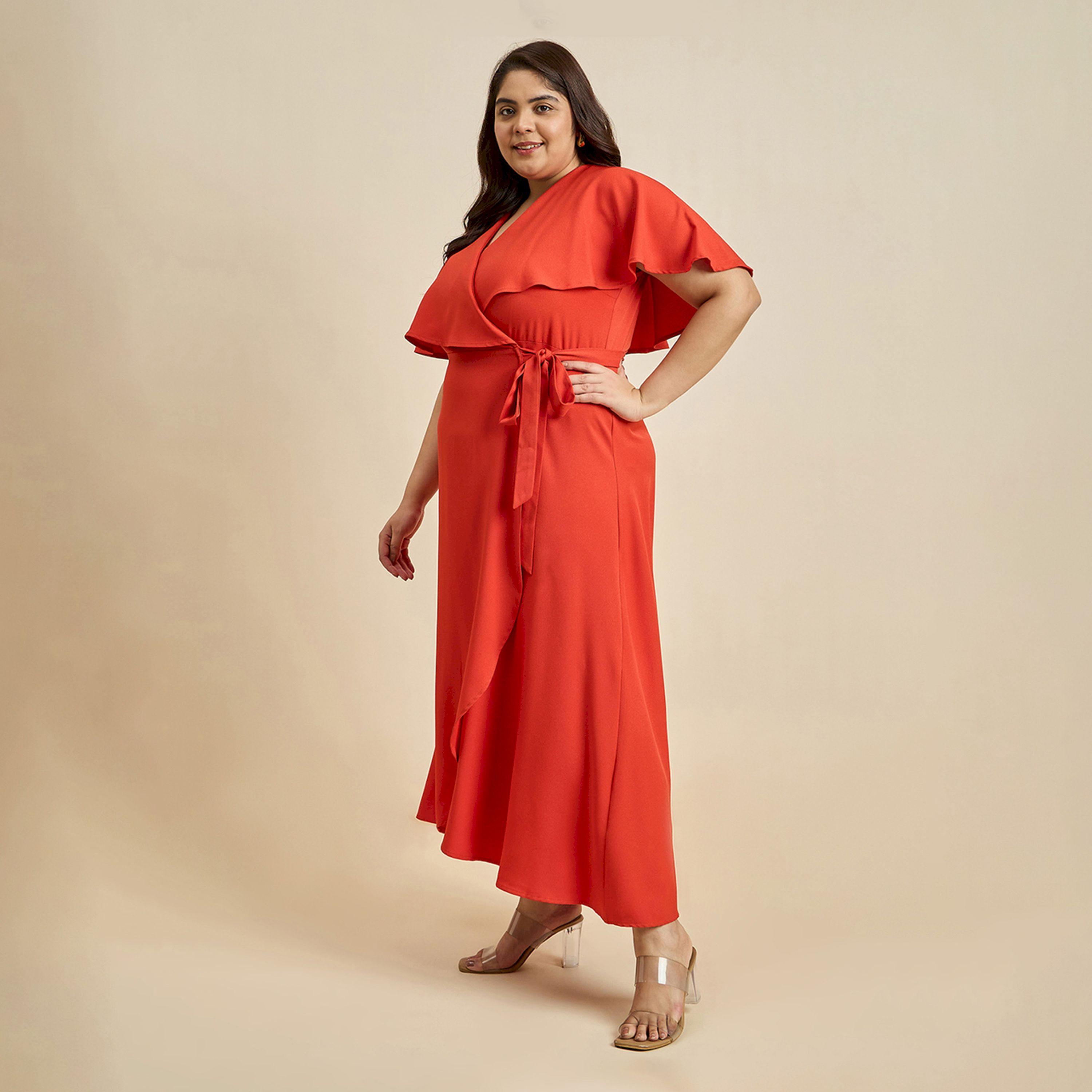 فستان طويل بمقاس كبير وتفاصيل كشكش فِميلا × ستايلي-women-clothing-dresses-image-2