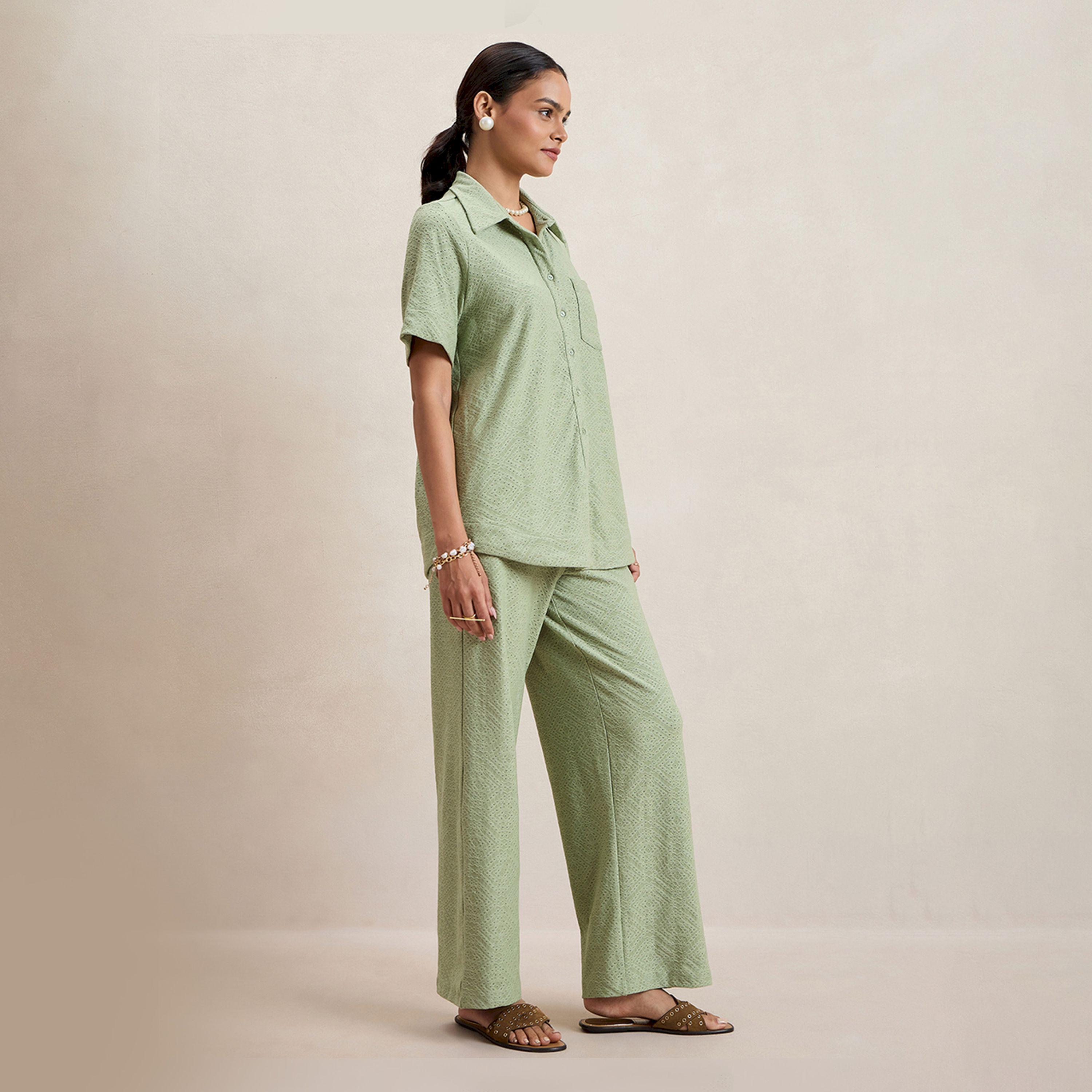 بلوزة شيفلي محبوكة بأزرار غلق فِميلا × ستايلي-women-clothing-shirtsandblouses-shirts-image-3
