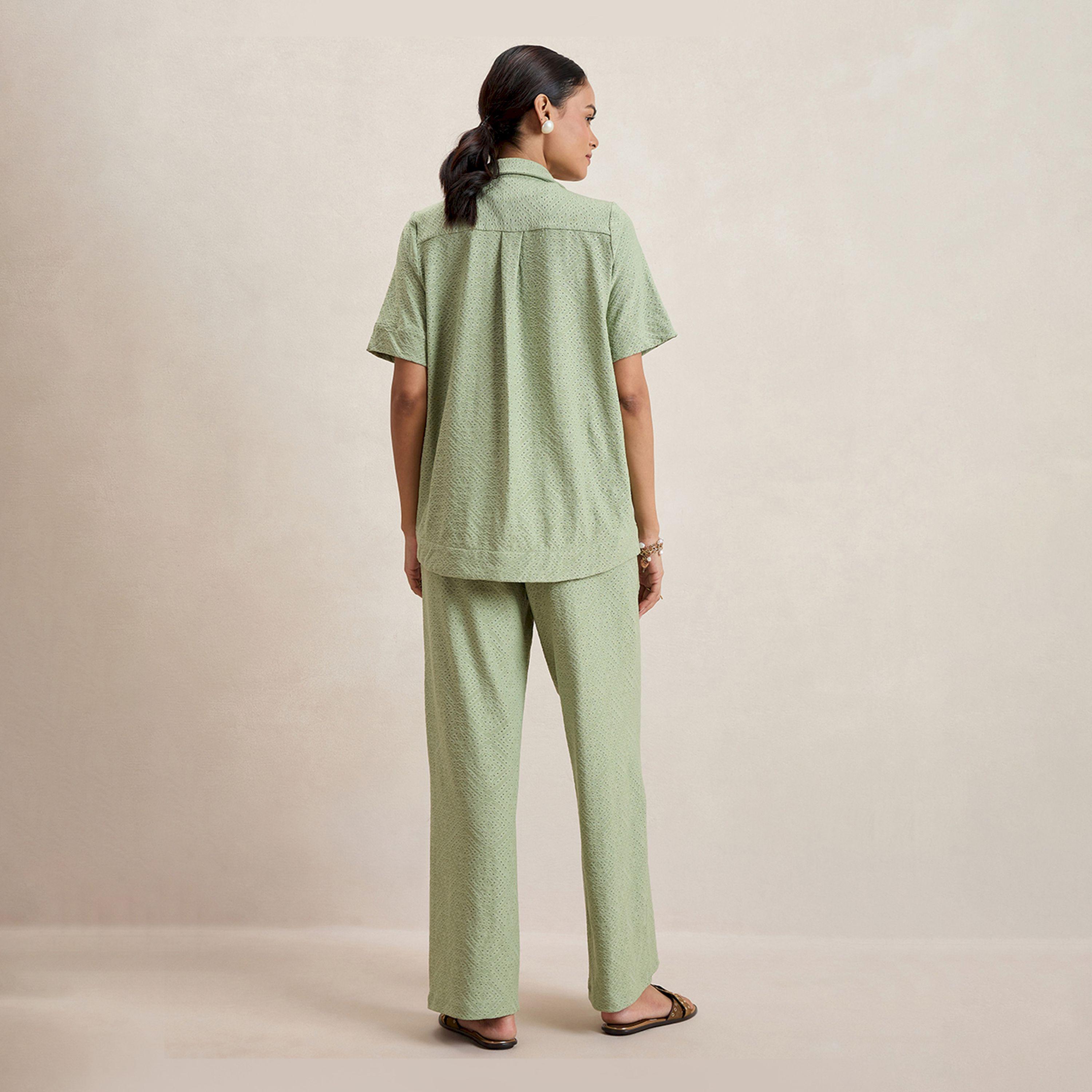 بلوزة شيفلي محبوكة بأزرار غلق فِميلا × ستايلي-women-clothing-shirtsandblouses-shirts-image-4